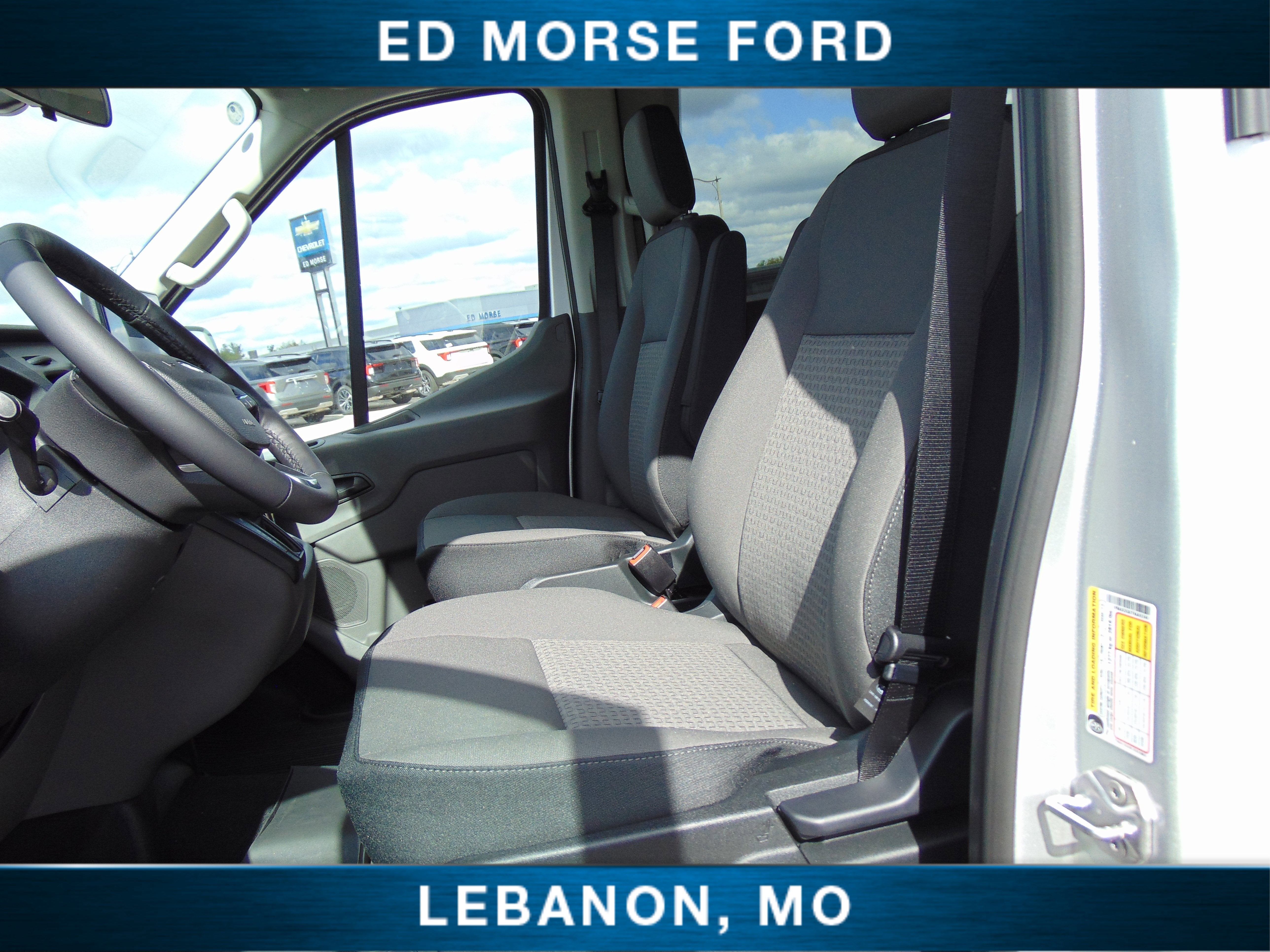 2026 Ford Transit Passenger Wagon XL