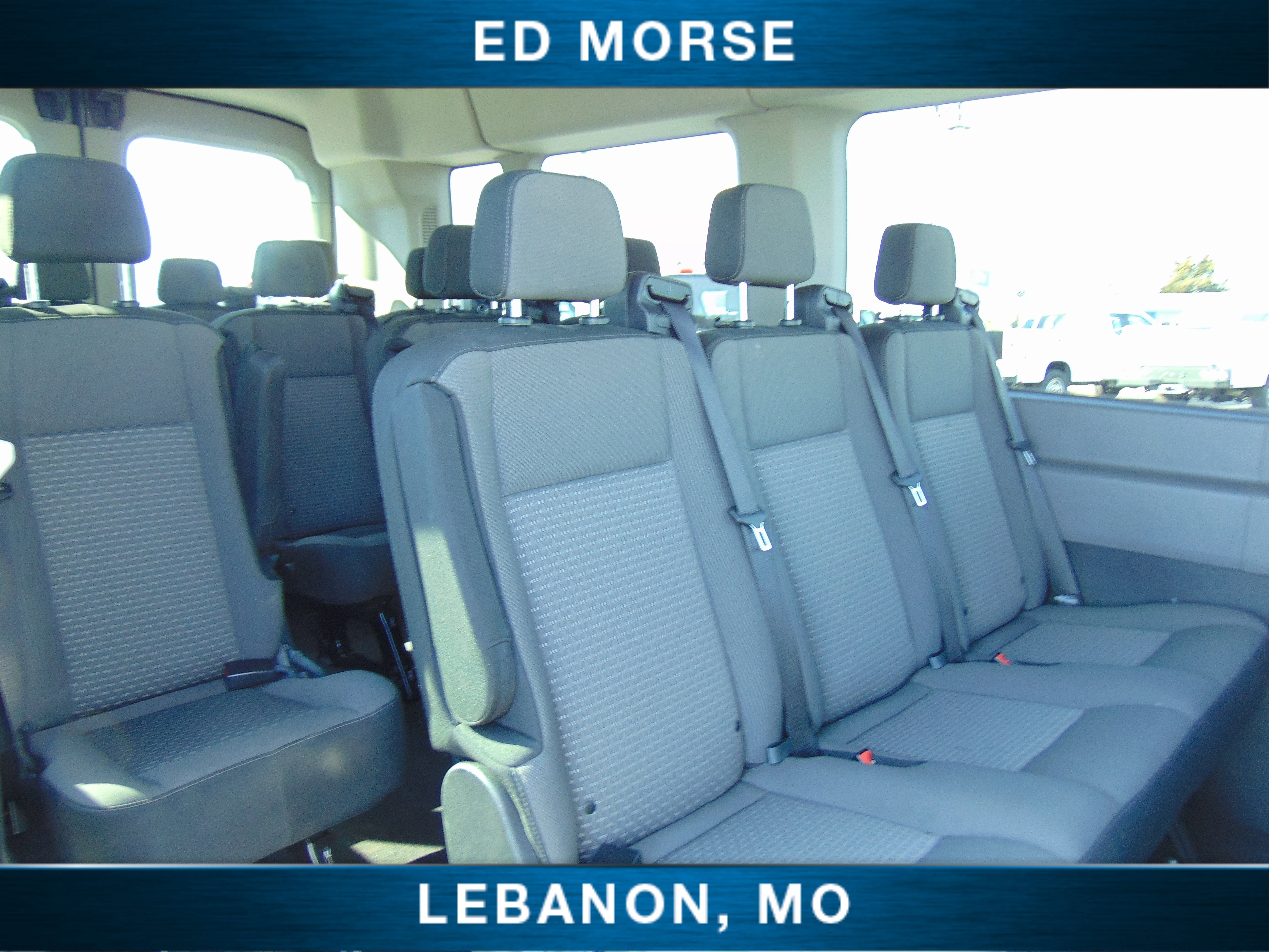 2025 Ford Transit Passenger Wagon XLT