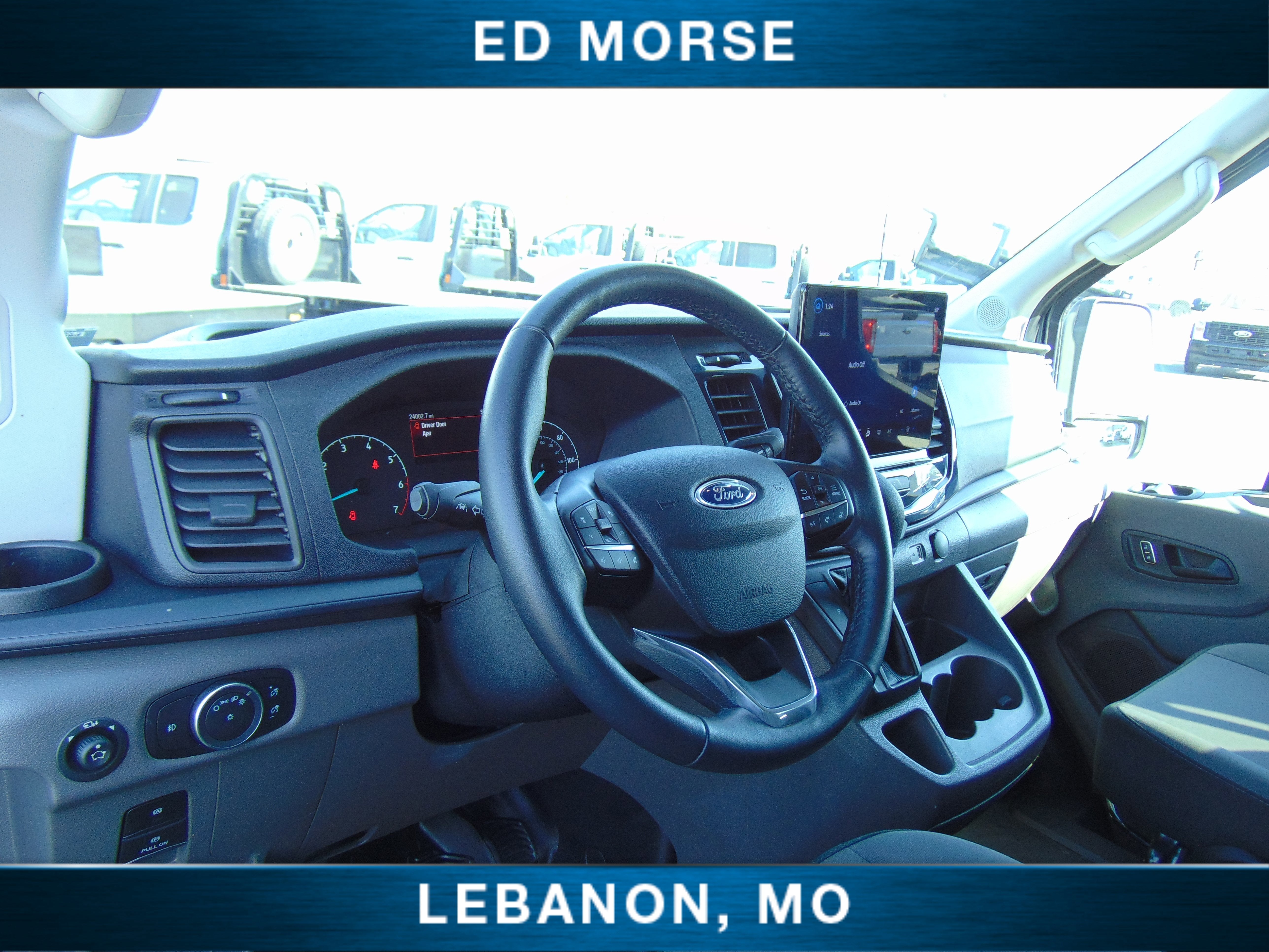 2025 Ford Transit Passenger Wagon XLT