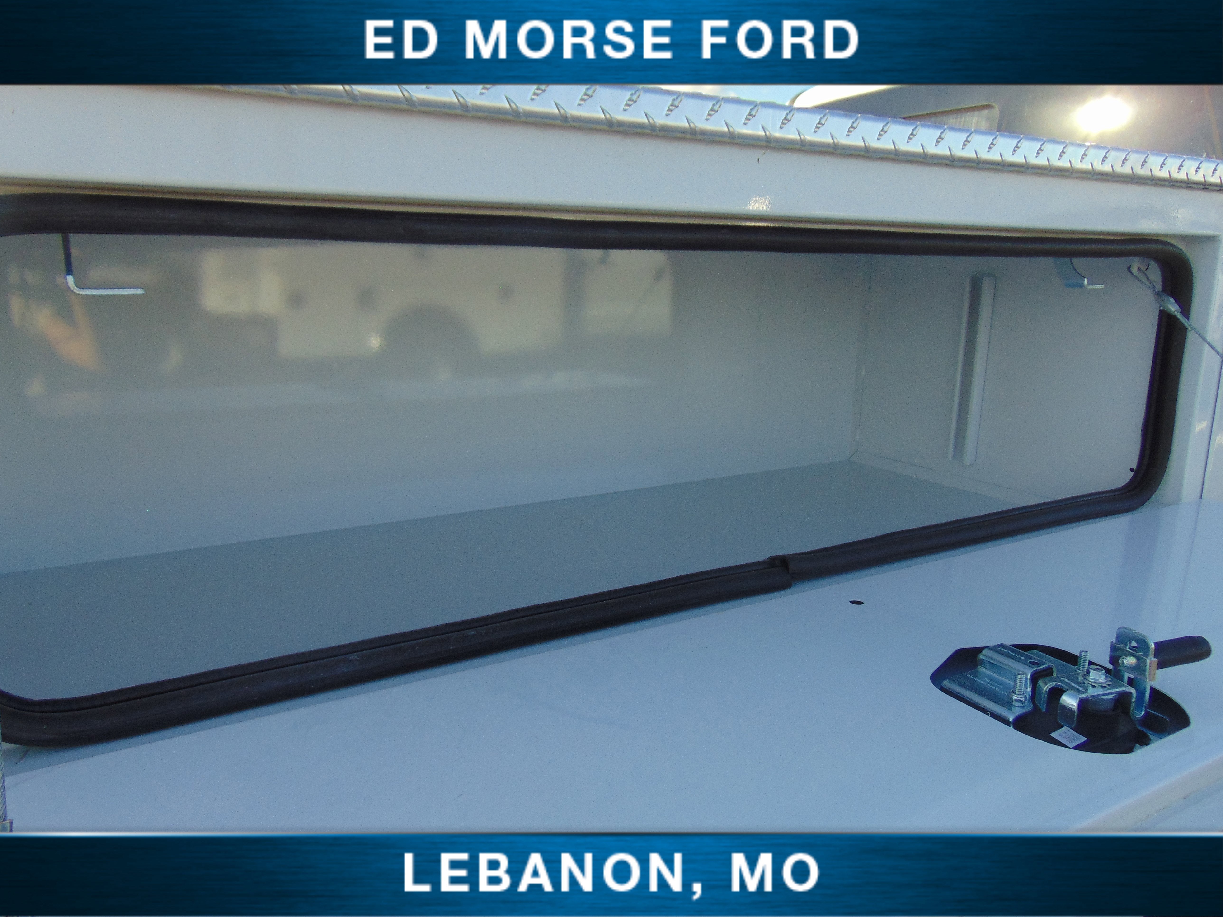 2026 Ford Super Duty F-350 DRW CM 9' Service Body