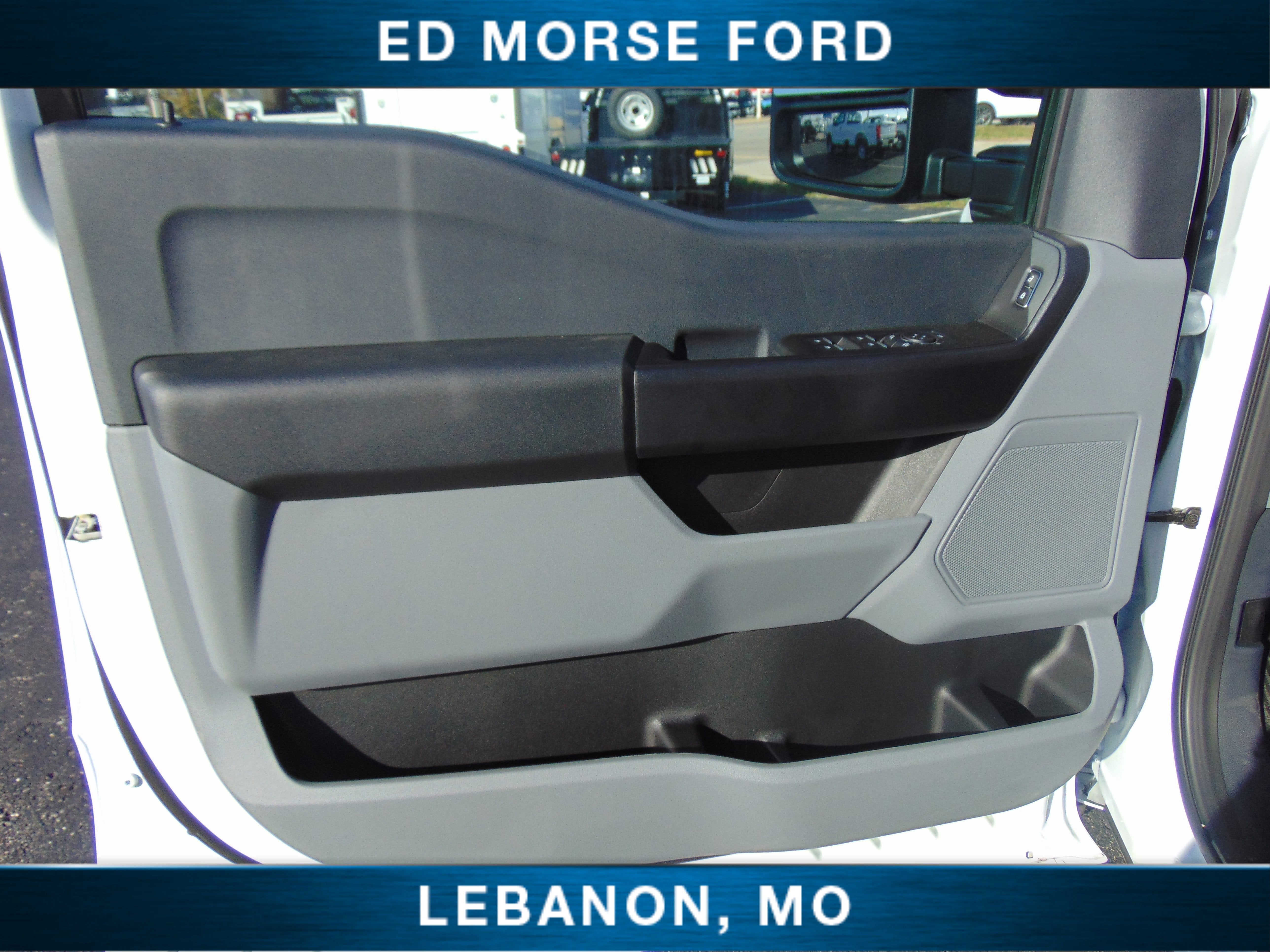 2026 Ford Super Duty F-350 DRW CM 9' Service Body