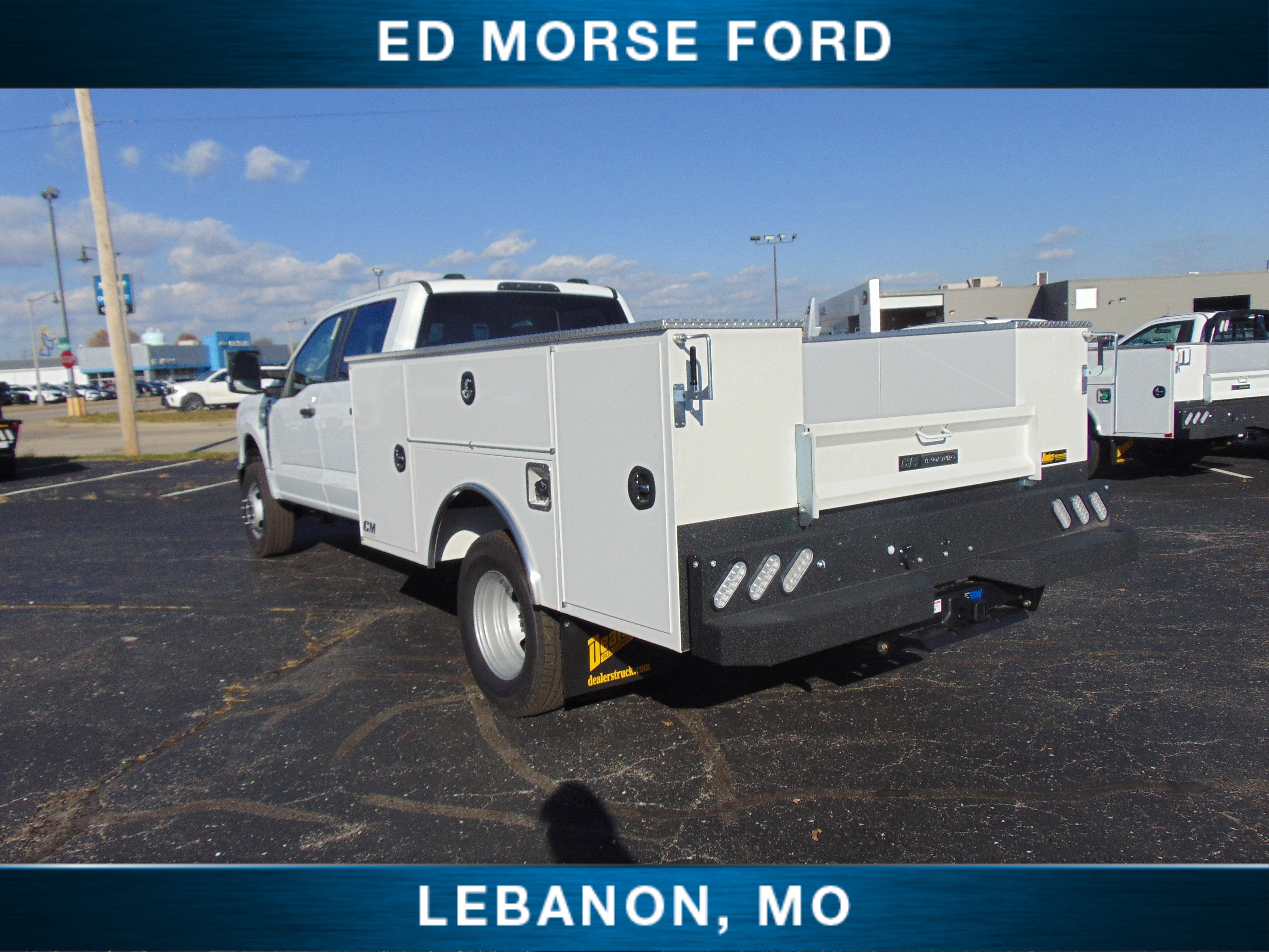 2026 Ford Super Duty F-350 DRW CM 9' Service Body
