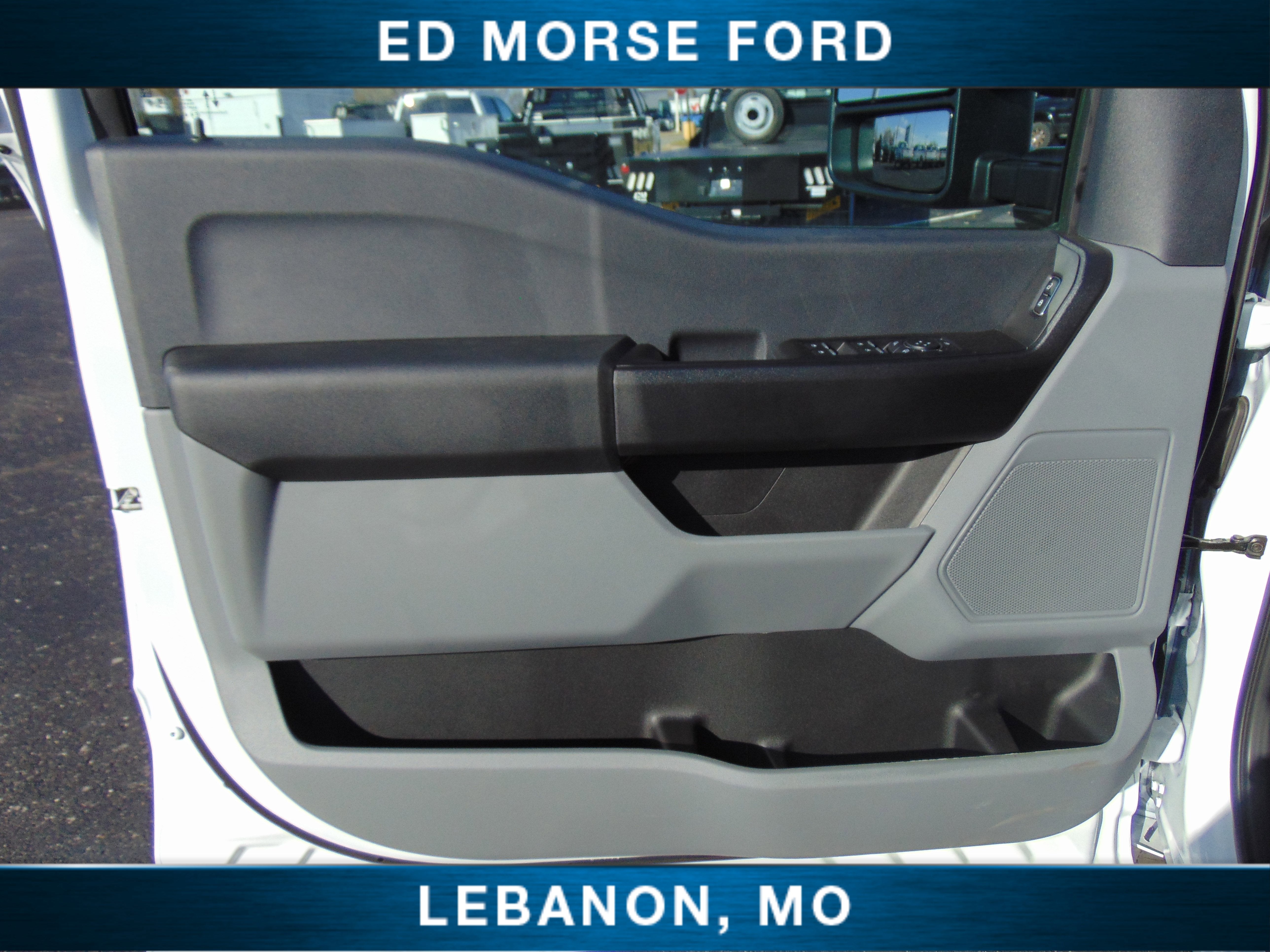 2026 Ford Super Duty F-350 DRW 9' CM Service Body