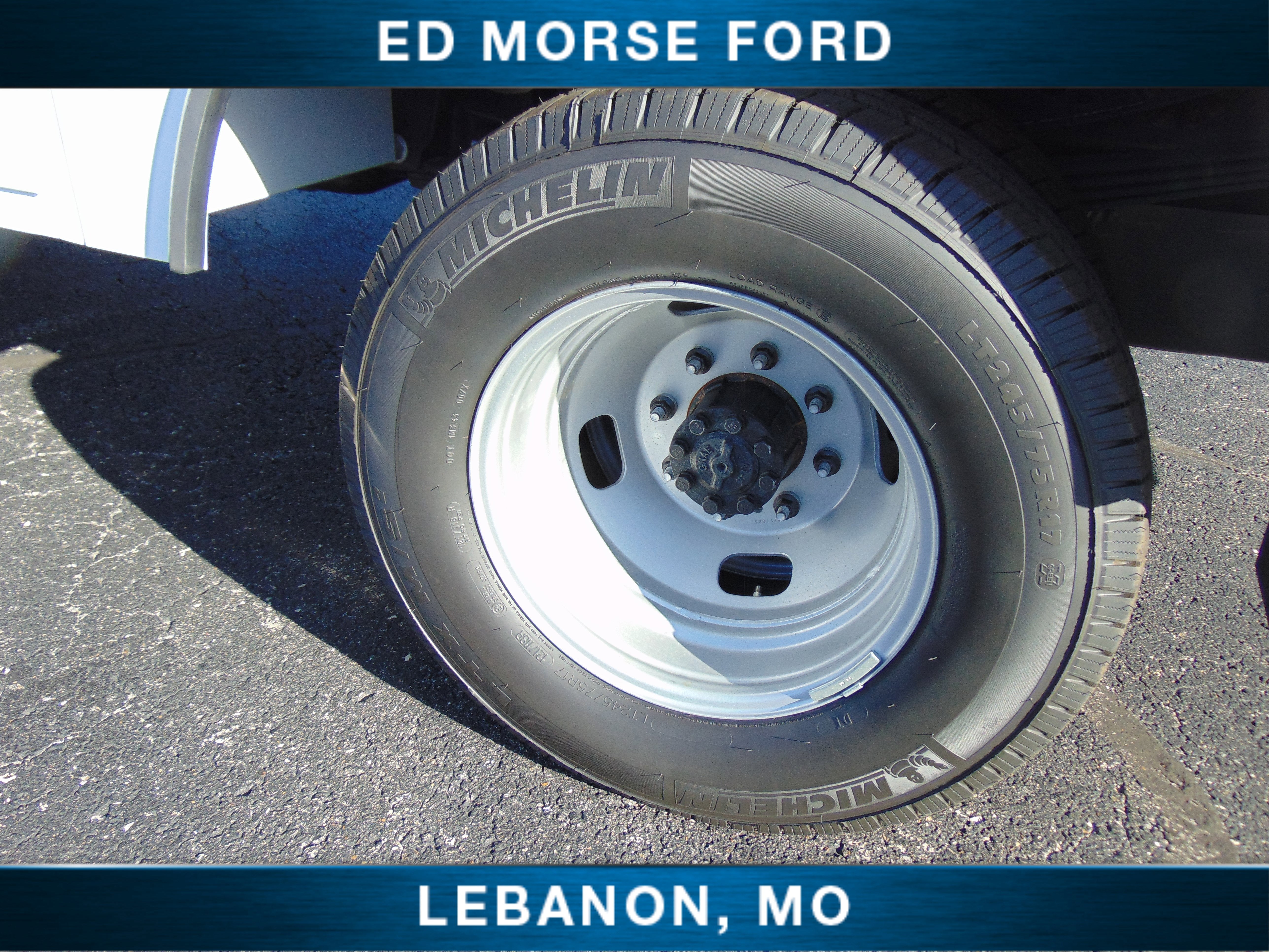 2026 Ford Super Duty F-350 DRW 9' CM Service Body