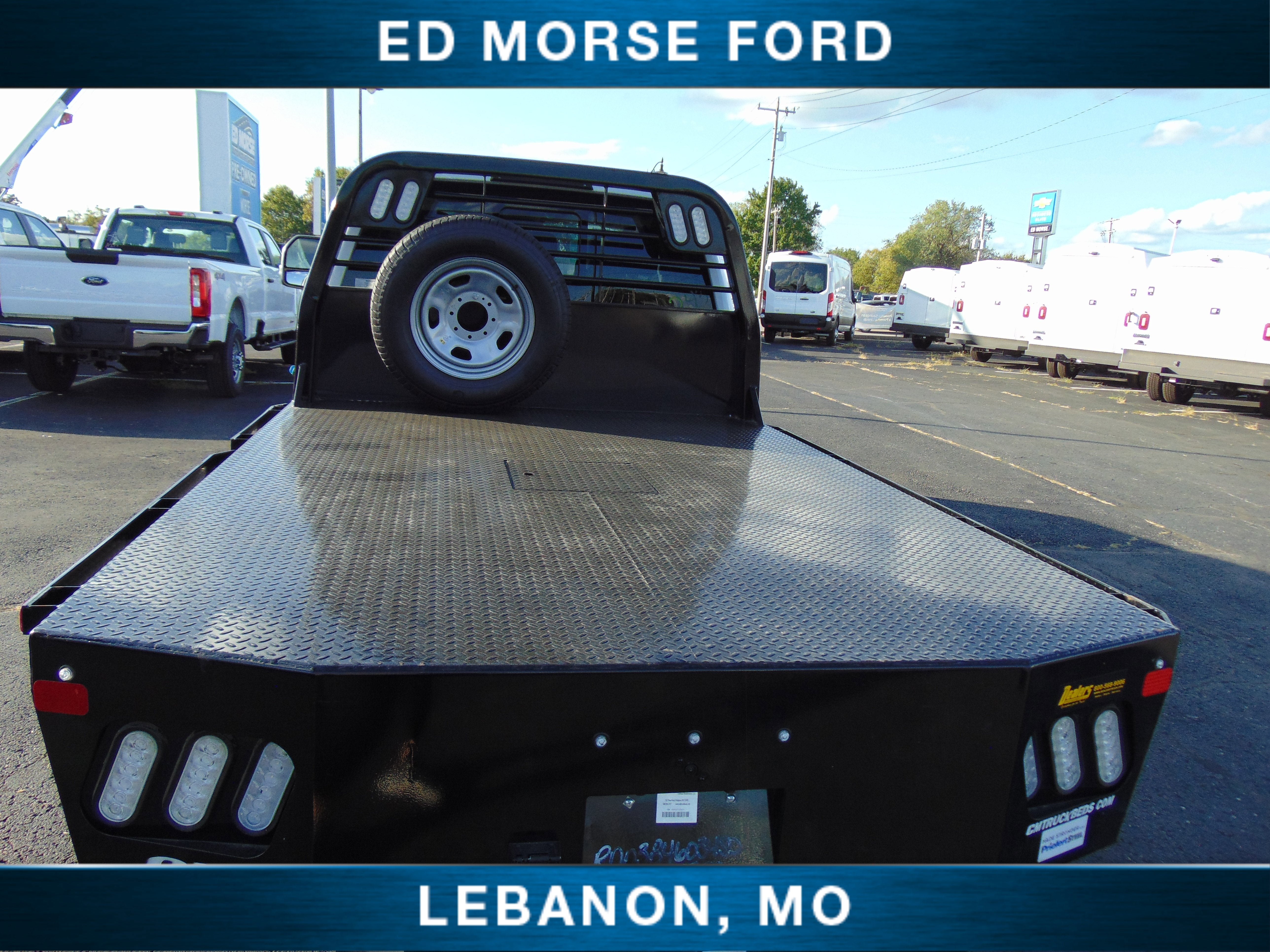 2025 Ford Super Duty F-350 SRW XL CM 9'4 Flatbed Gooseneck Body