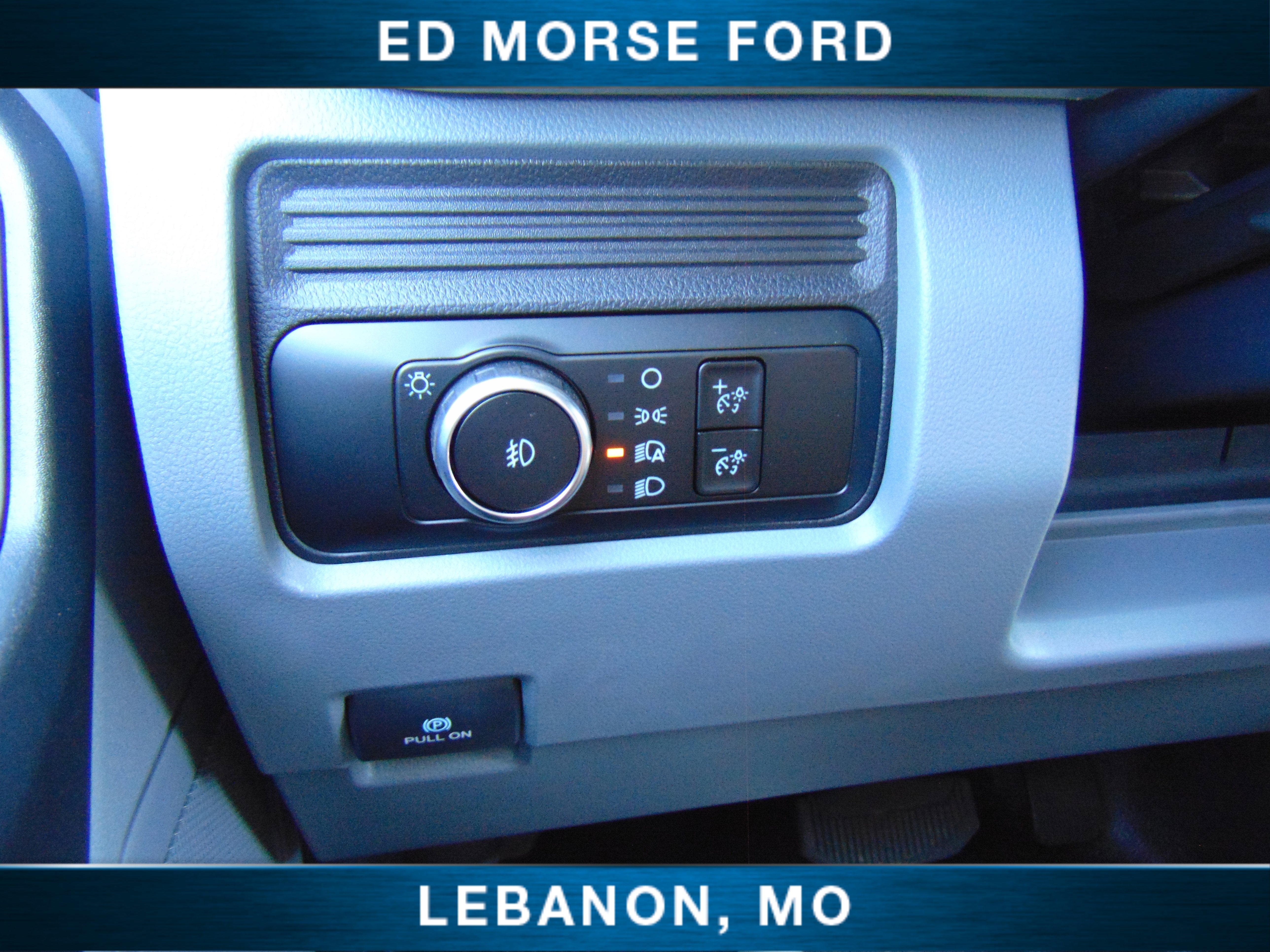 2025 Ford Super Duty F-350 DRW Reading 9' Service Body