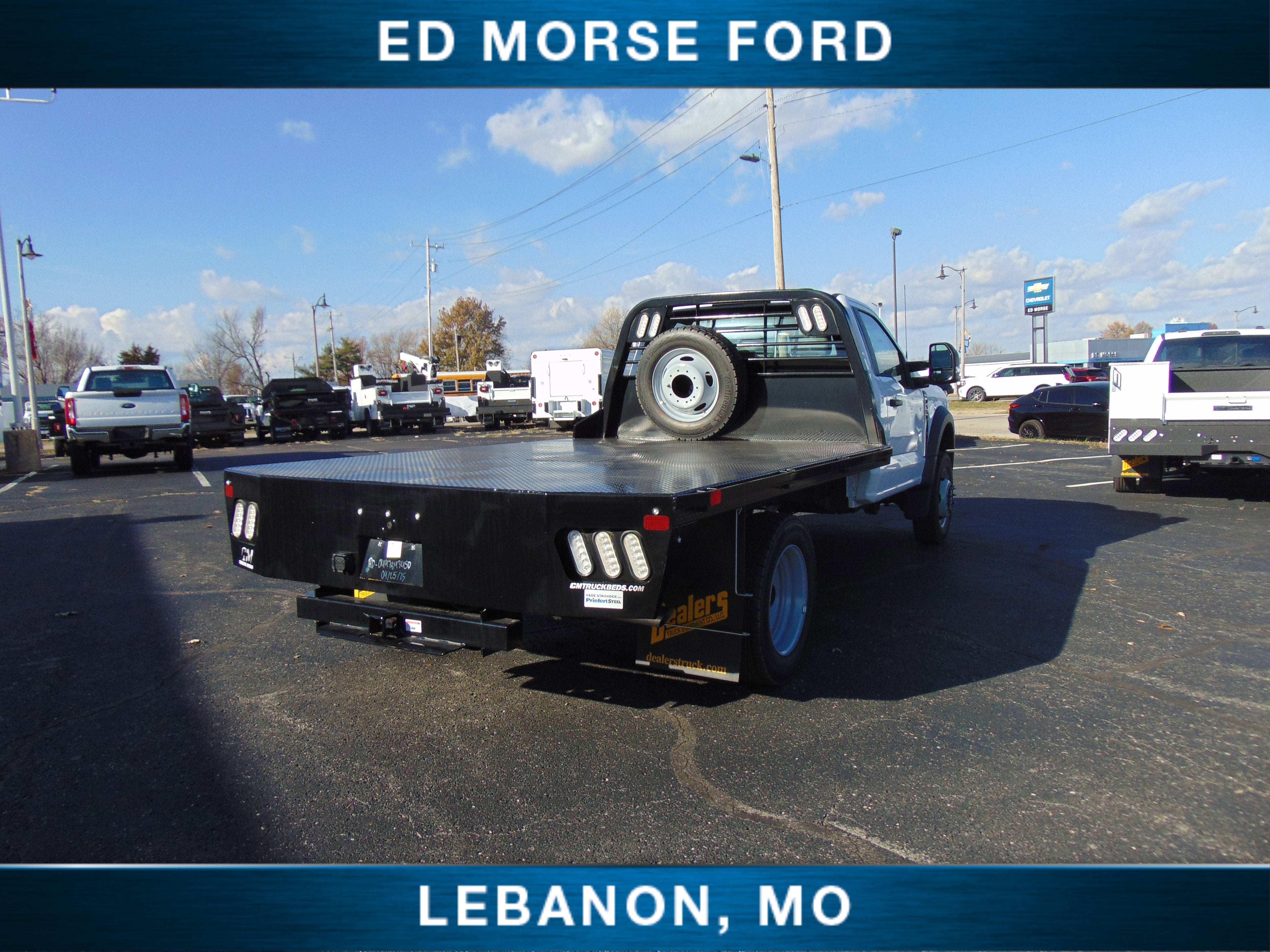 2025 Ford Super Duty F-550 DRW CM Flatbed Gooseneck