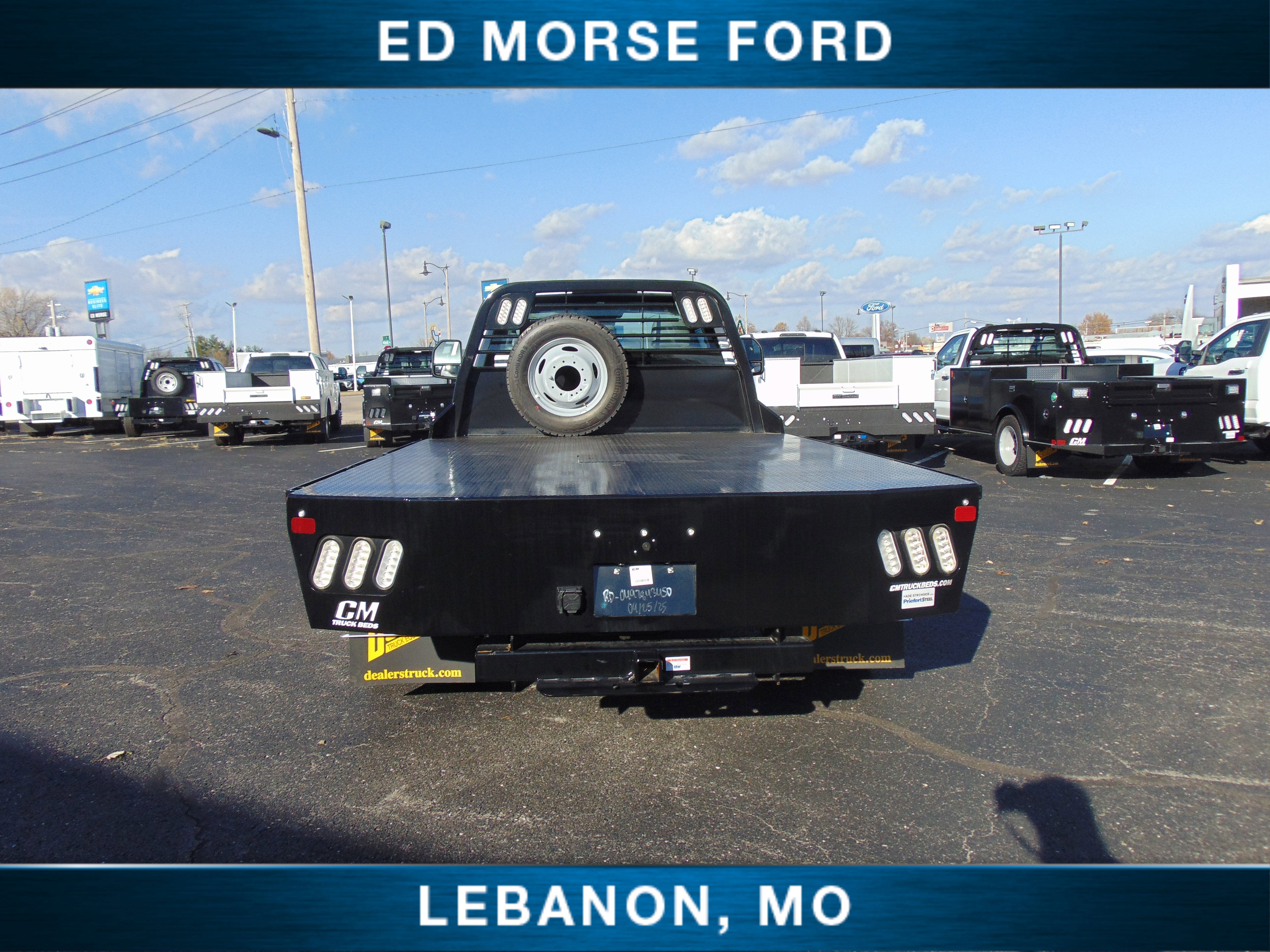 2025 Ford Super Duty F-550 DRW CM Flatbed Gooseneck