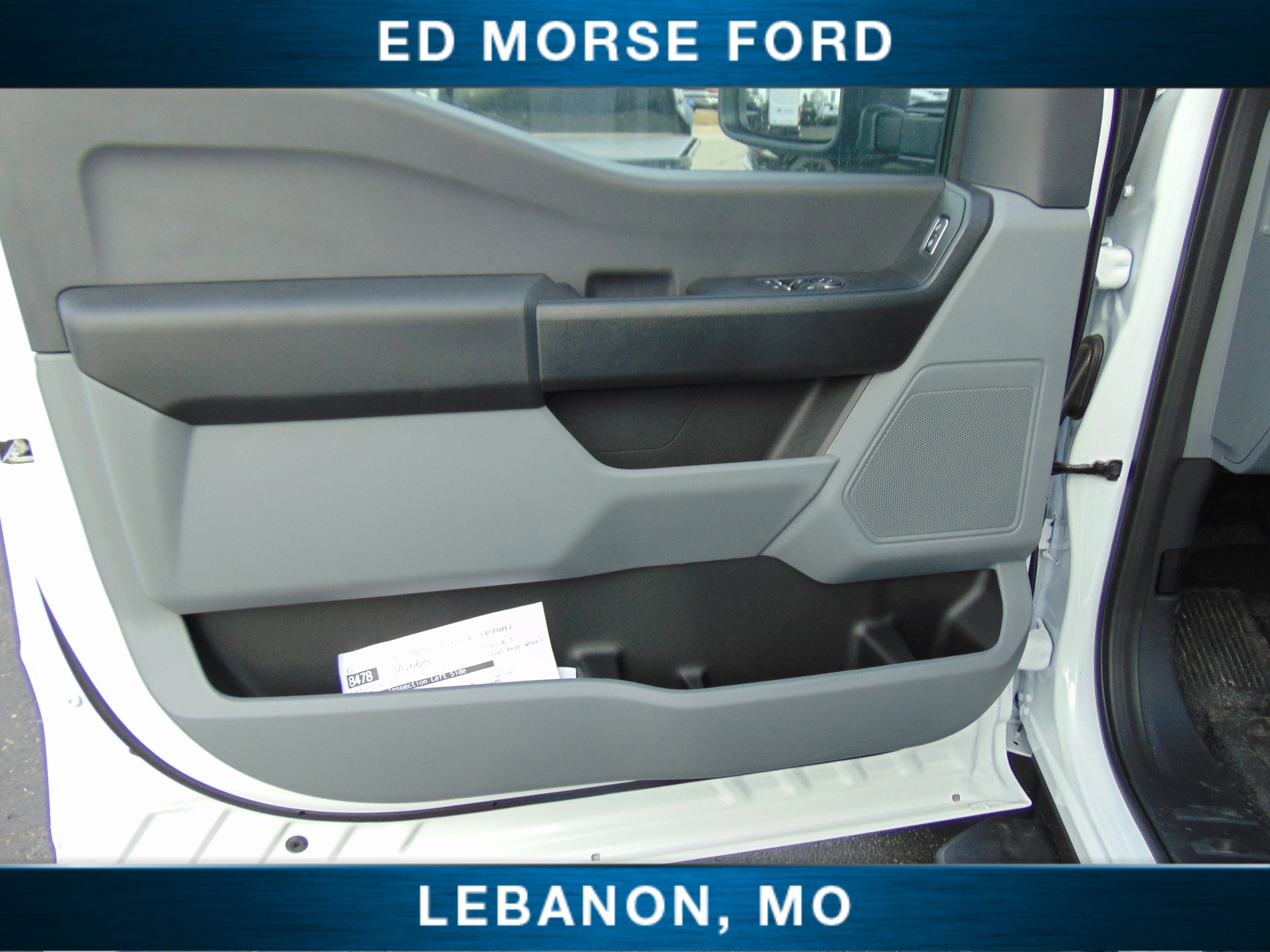 2025 Ford Super Duty F-550 DRW CM RD GOOSENECK FLATBED