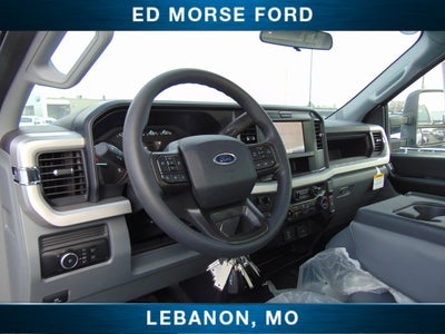 2025 Ford Super Duty F-550 DRW CM RD GOOSENECK FLATBED