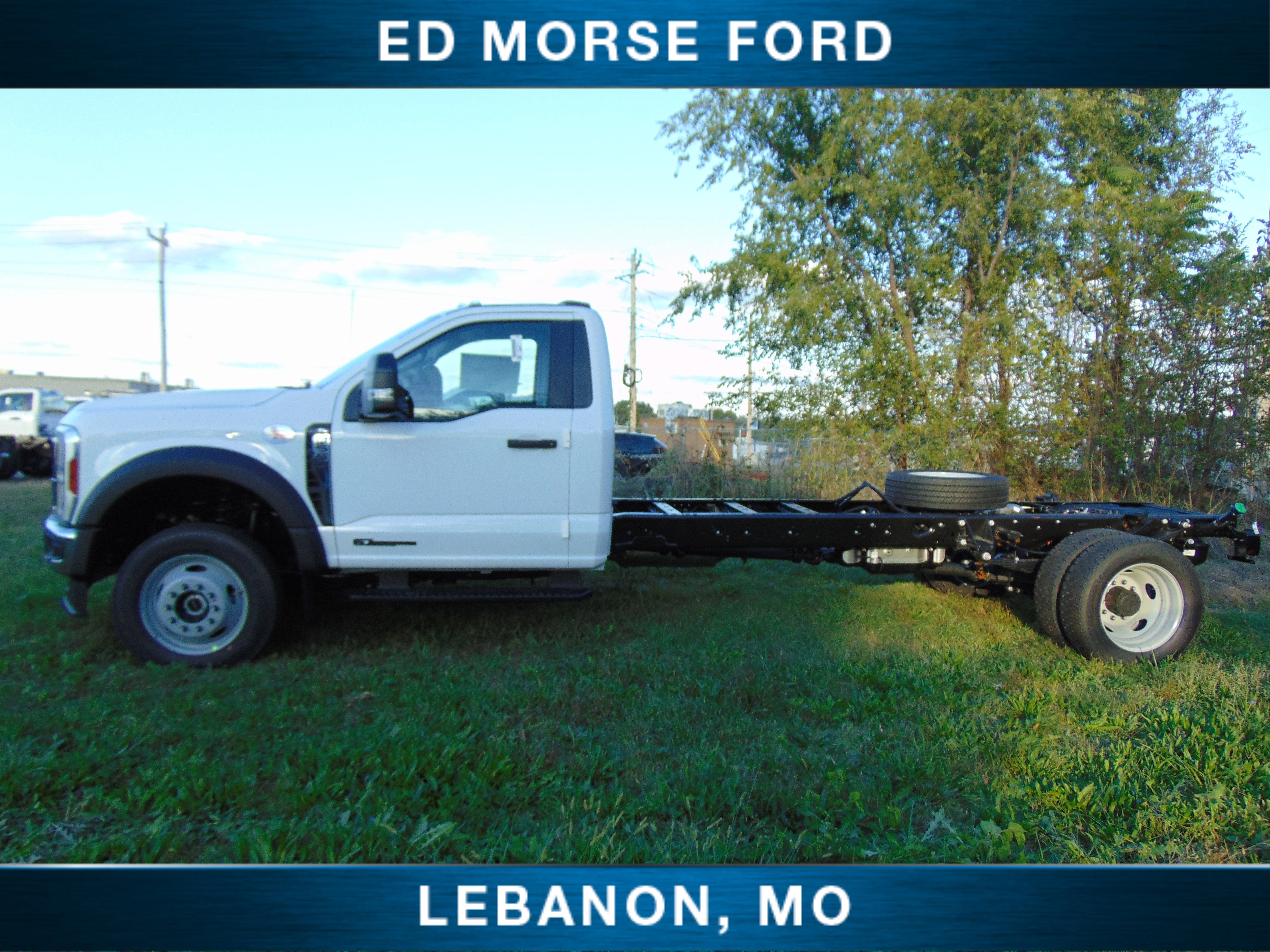 2026 Ford Super Duty F-550 DRW XL chassis