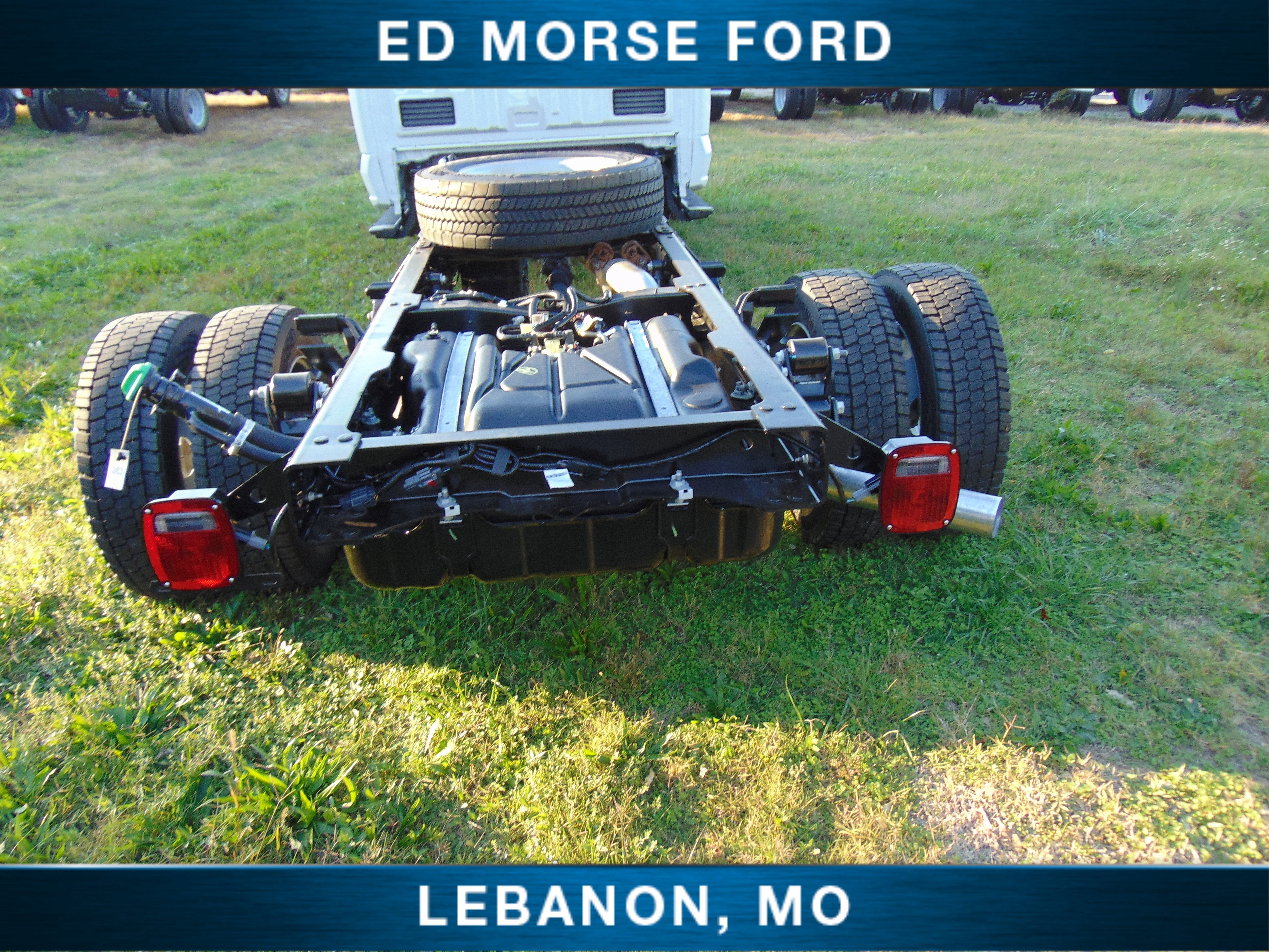 2026 Ford Super Duty F-550 DRW XL chassis