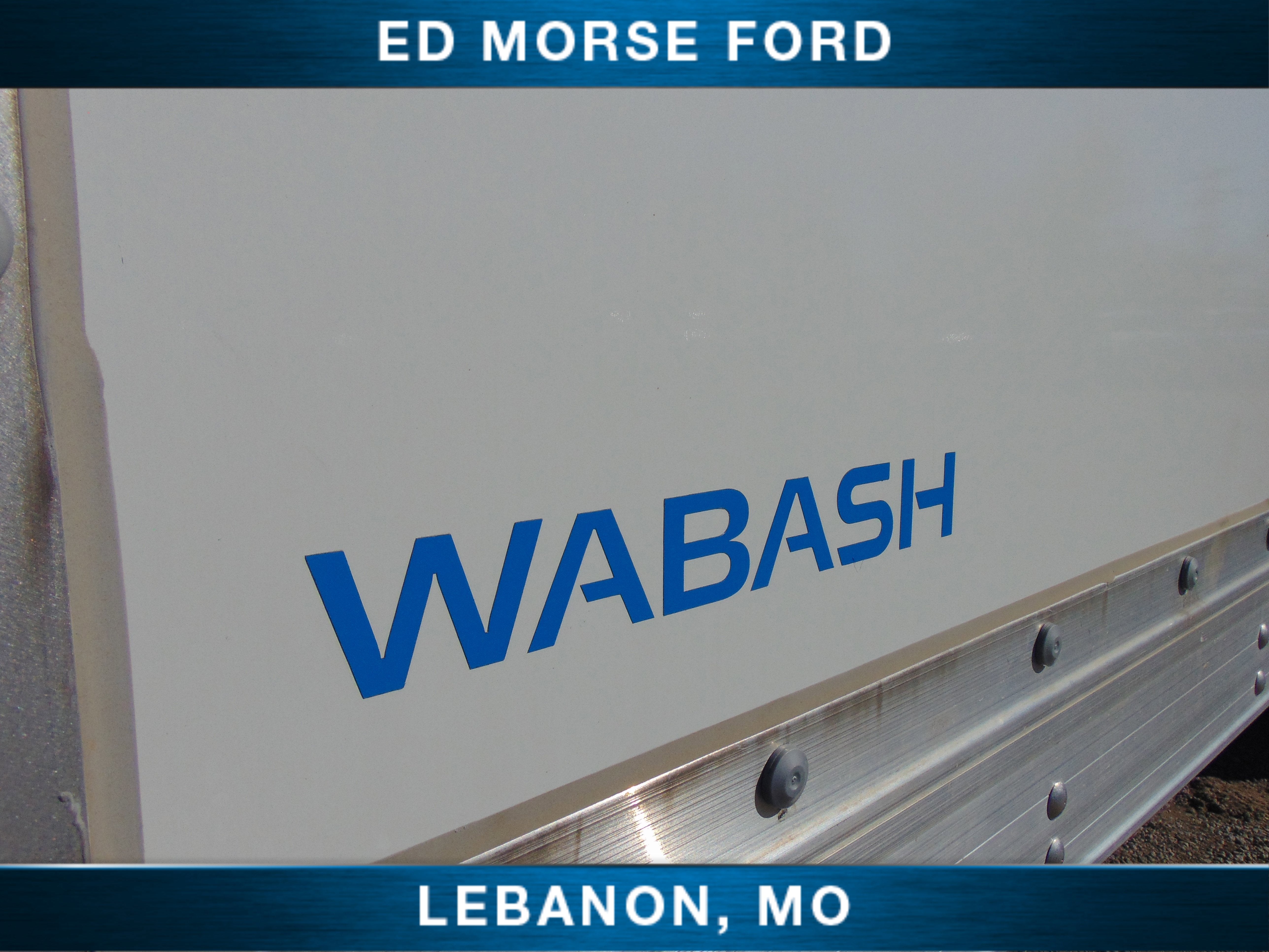 2026 Ford F-650SD Wabash 26' Box w/tuck under lift