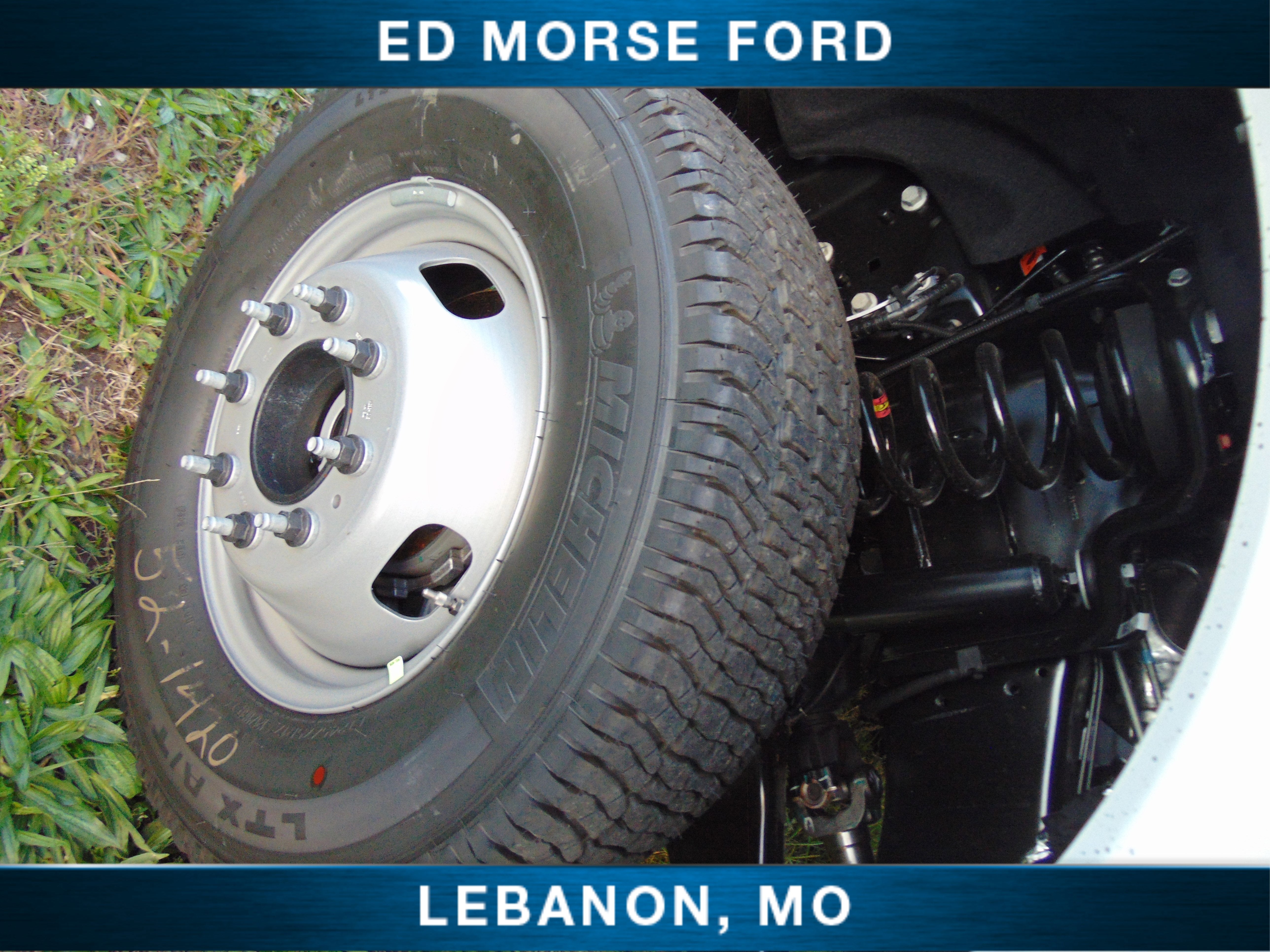 2026 Ford Super Duty F-350 DRW XL chassis