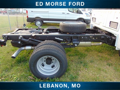 2026 Ford Super Duty F-350 DRW XL chassis