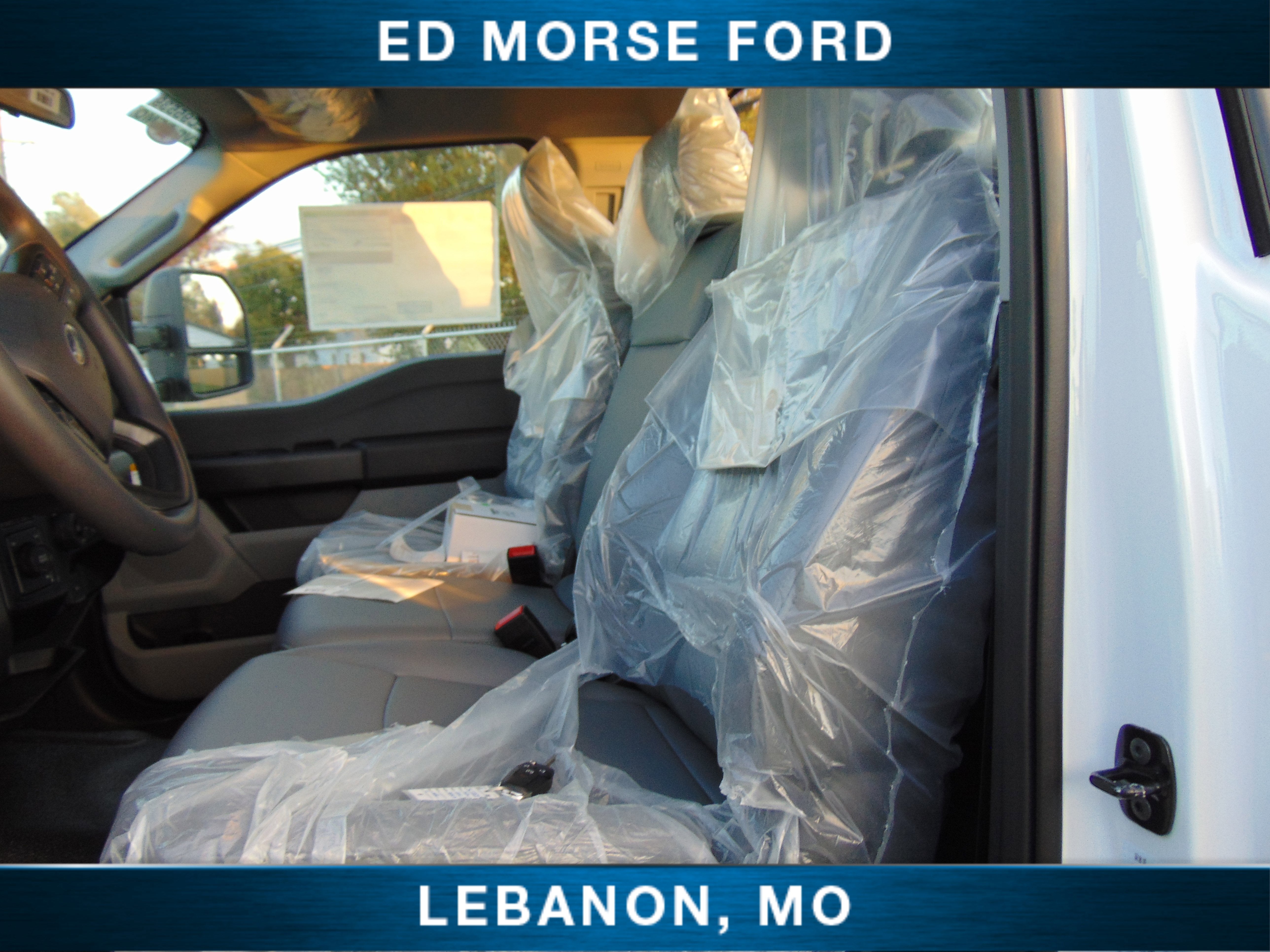 2026 Ford Super Duty F-350 DRW XL chassis