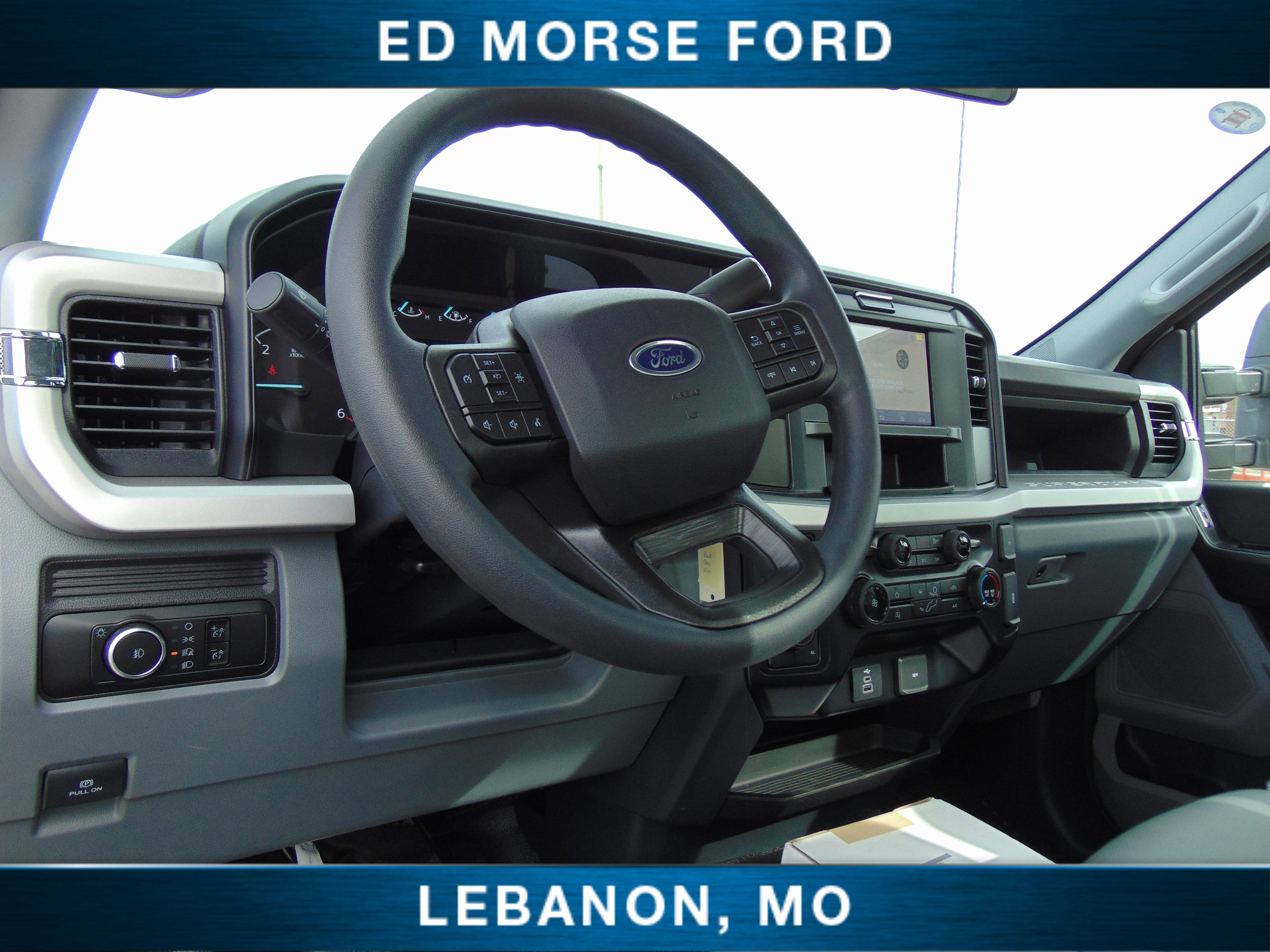 2026 Ford Super Duty F-350 DRW XL