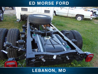 2026 Ford Super Duty F-350 DRW XL chassis
