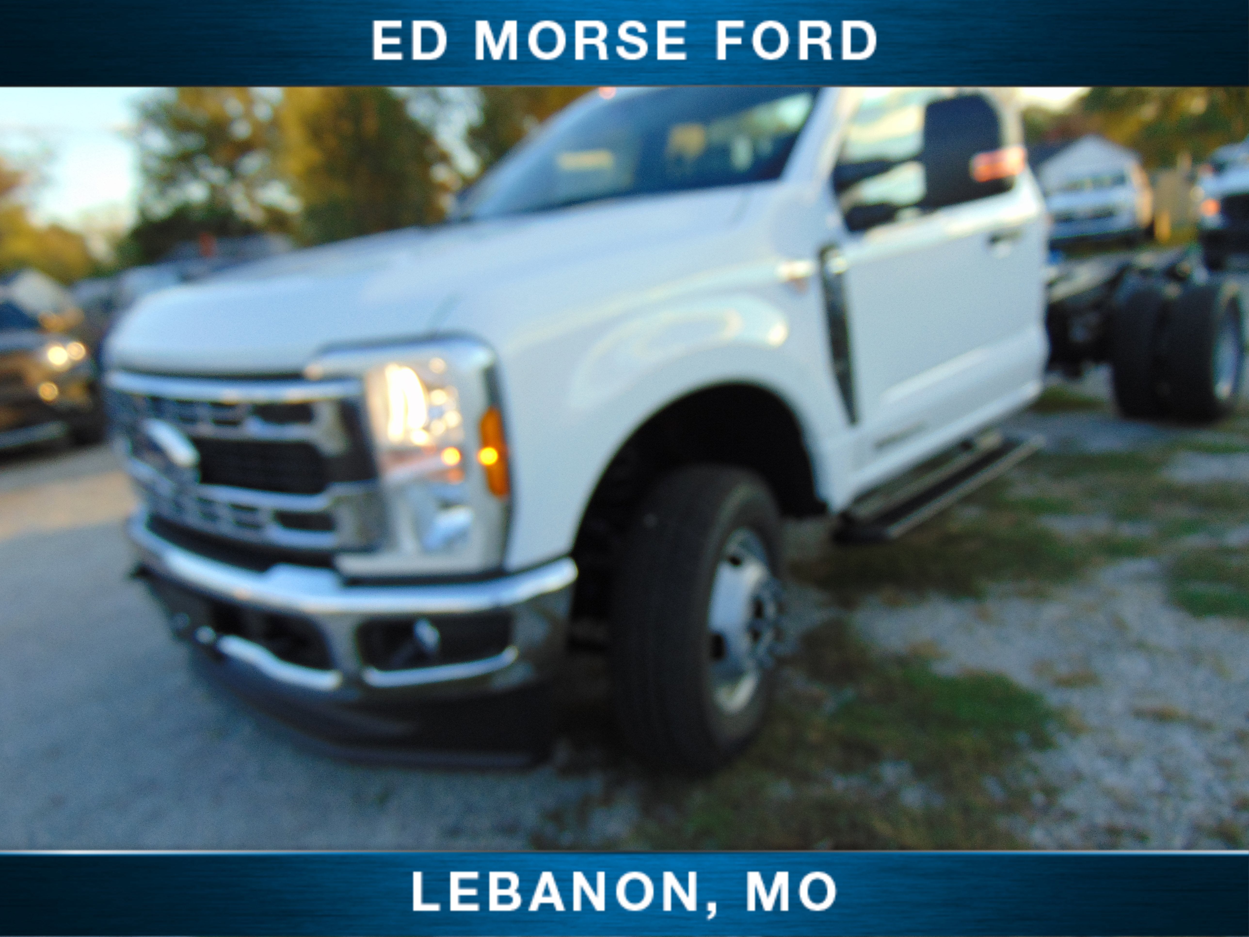 2026 Ford Super Duty F-350 DRW XL chassis