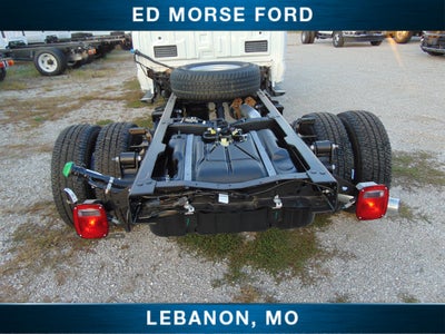 2026 Ford Super Duty F-350 DRW XL chassis