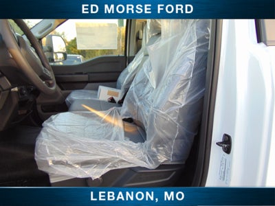 2026 Ford Super Duty F-350 DRW XL chassis