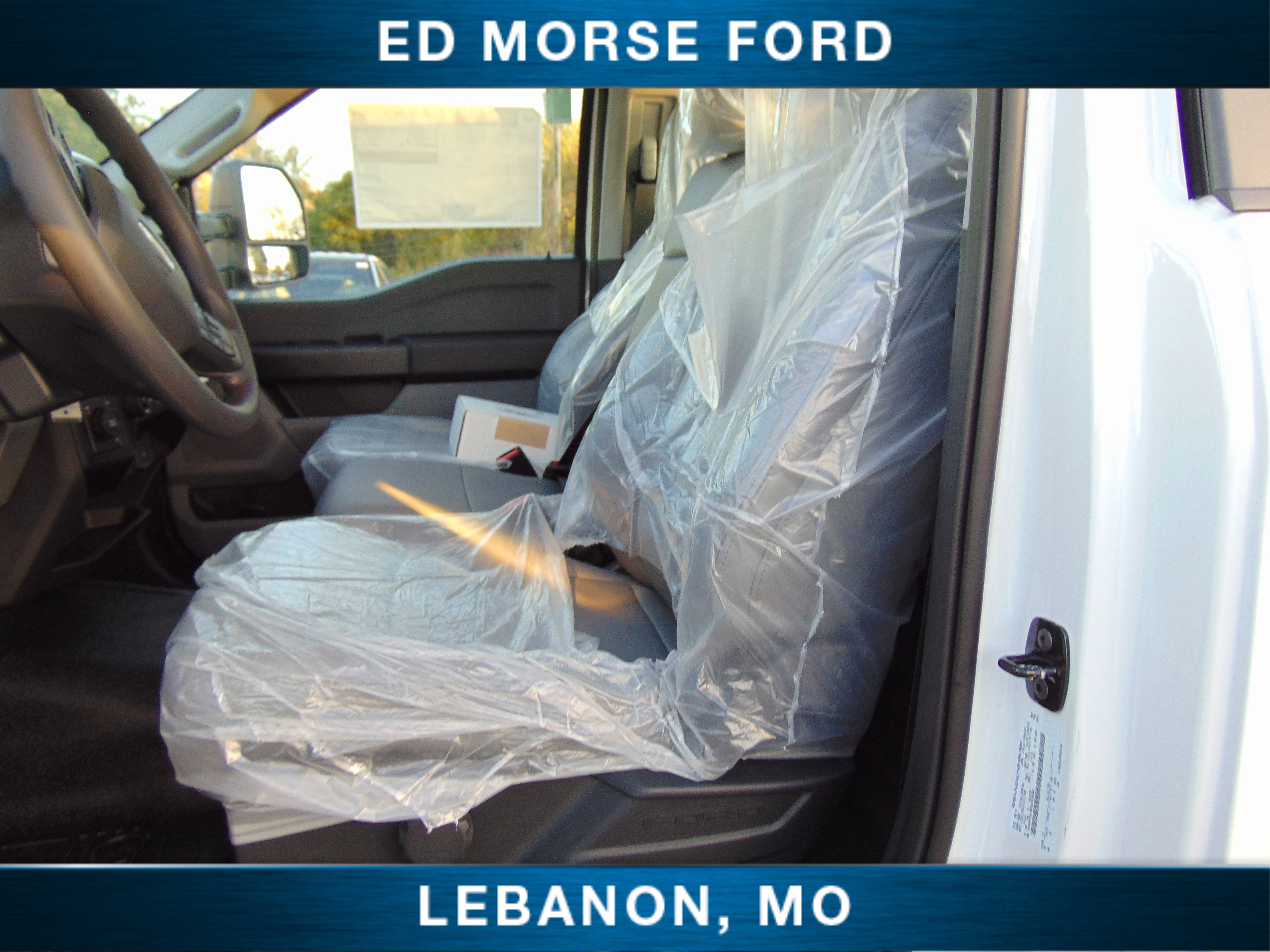 2026 Ford Super Duty F-350 DRW XL chassis