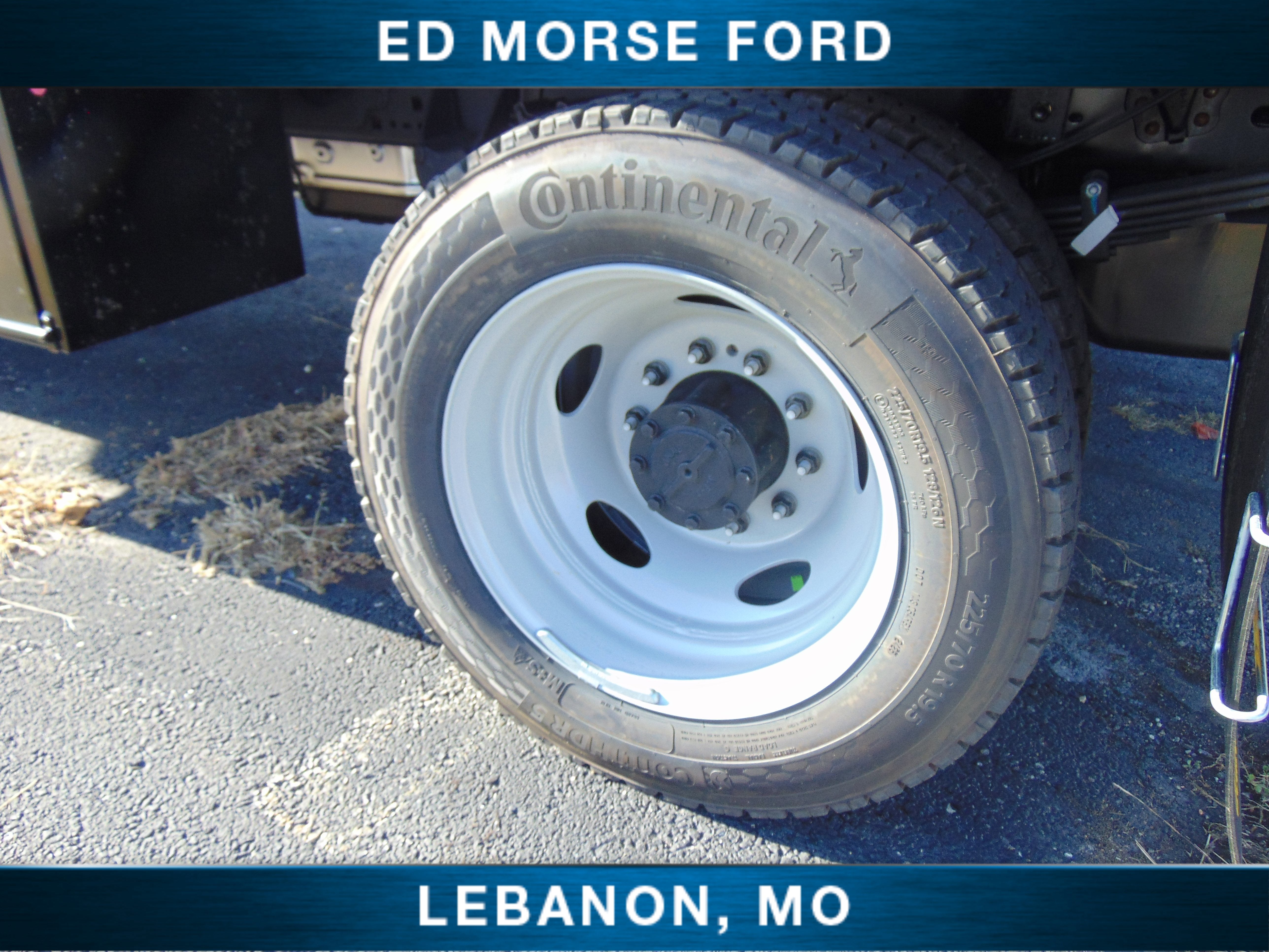 2026 Ford Super Duty F-550 DRW CM Flatbed Gooseneck