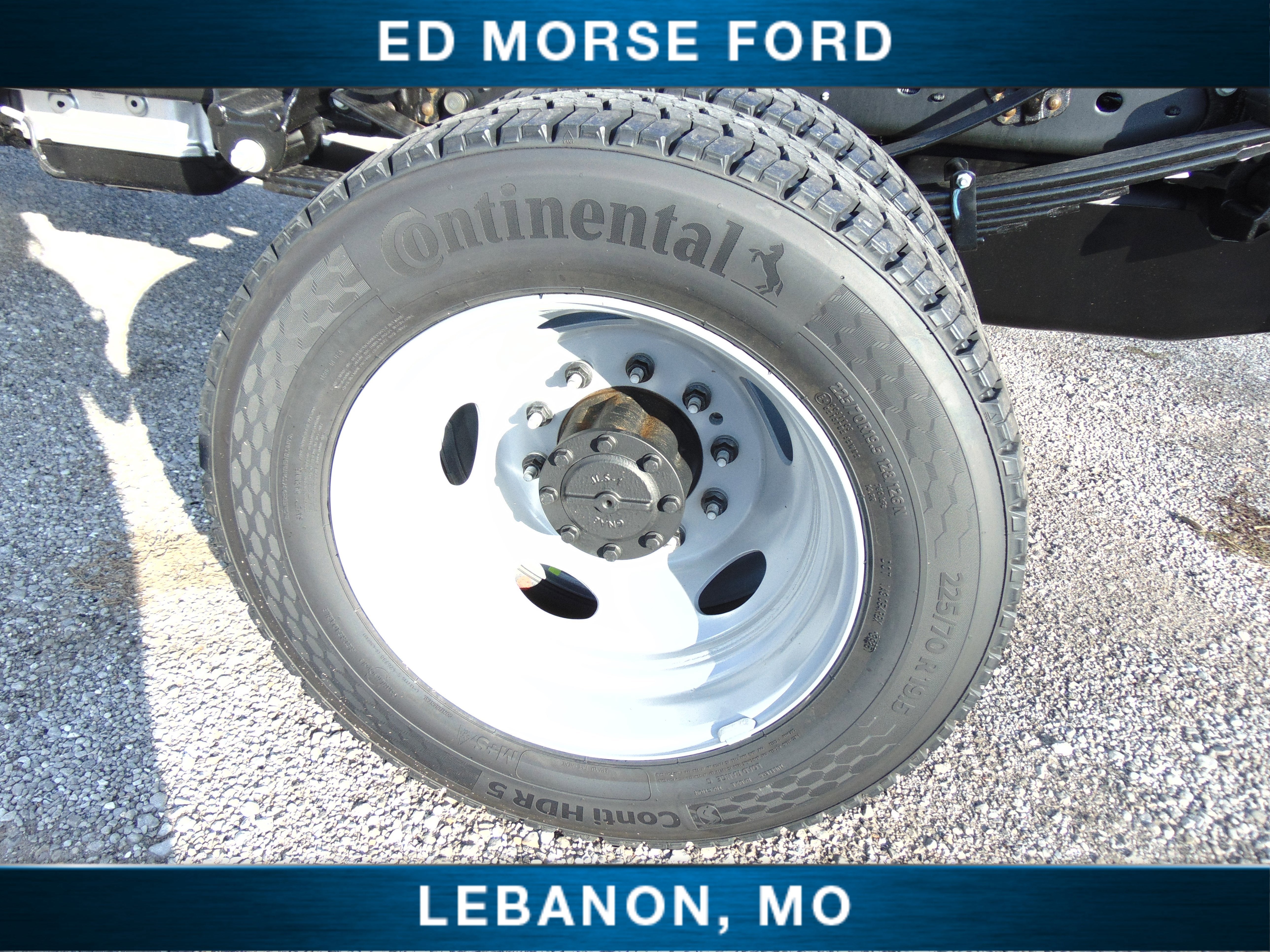 2026 Ford Super Duty F-550 DRW XL chassis