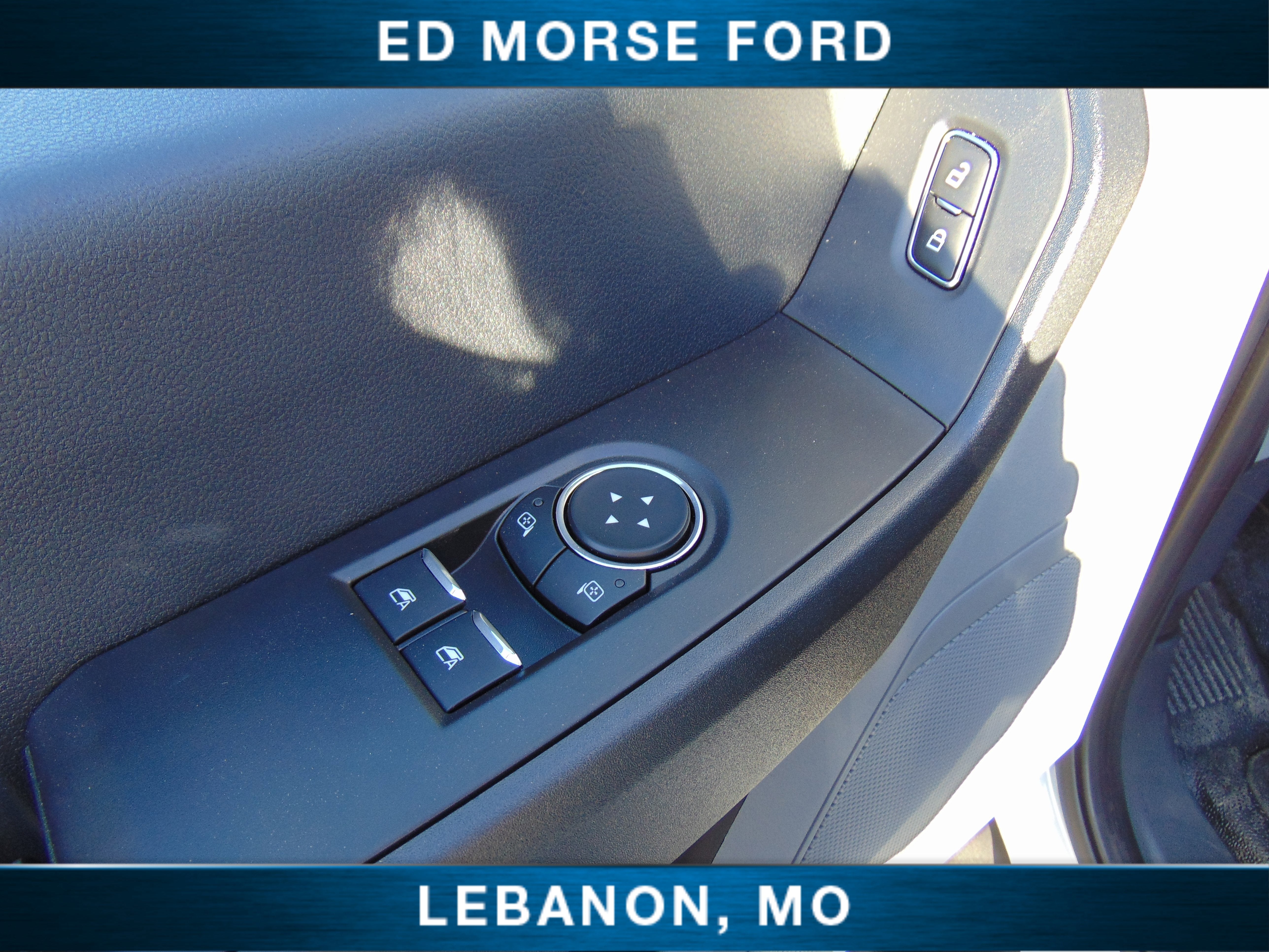 2025 Ford Super Duty F-550 DRW CM Gooseneck Flatbed