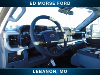 2025 Ford Super Duty F-550 DRW CM Gooseneck Flatbed