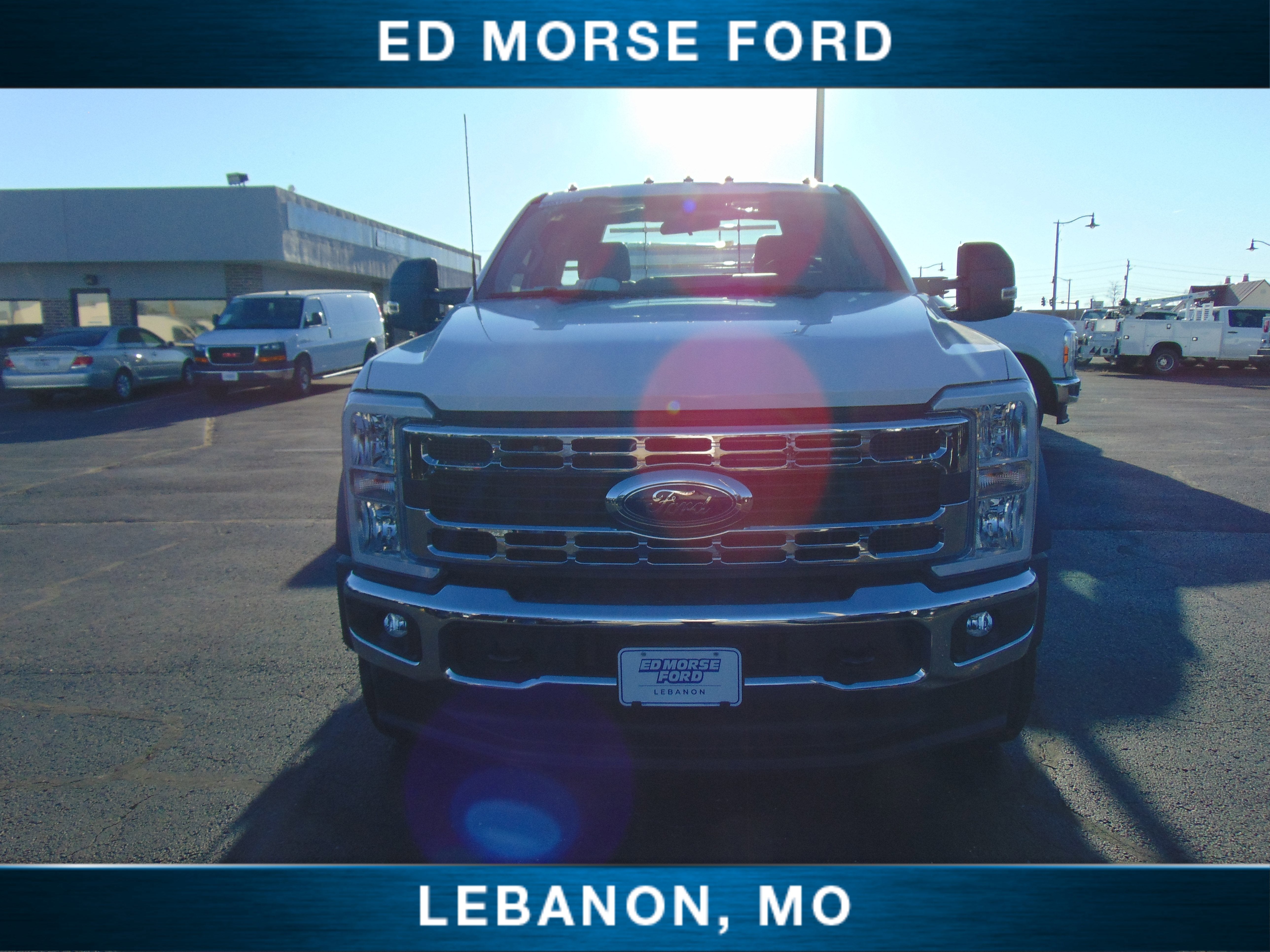 2025 Ford Super Duty F-550 DRW CM Gooseneck Flatbed