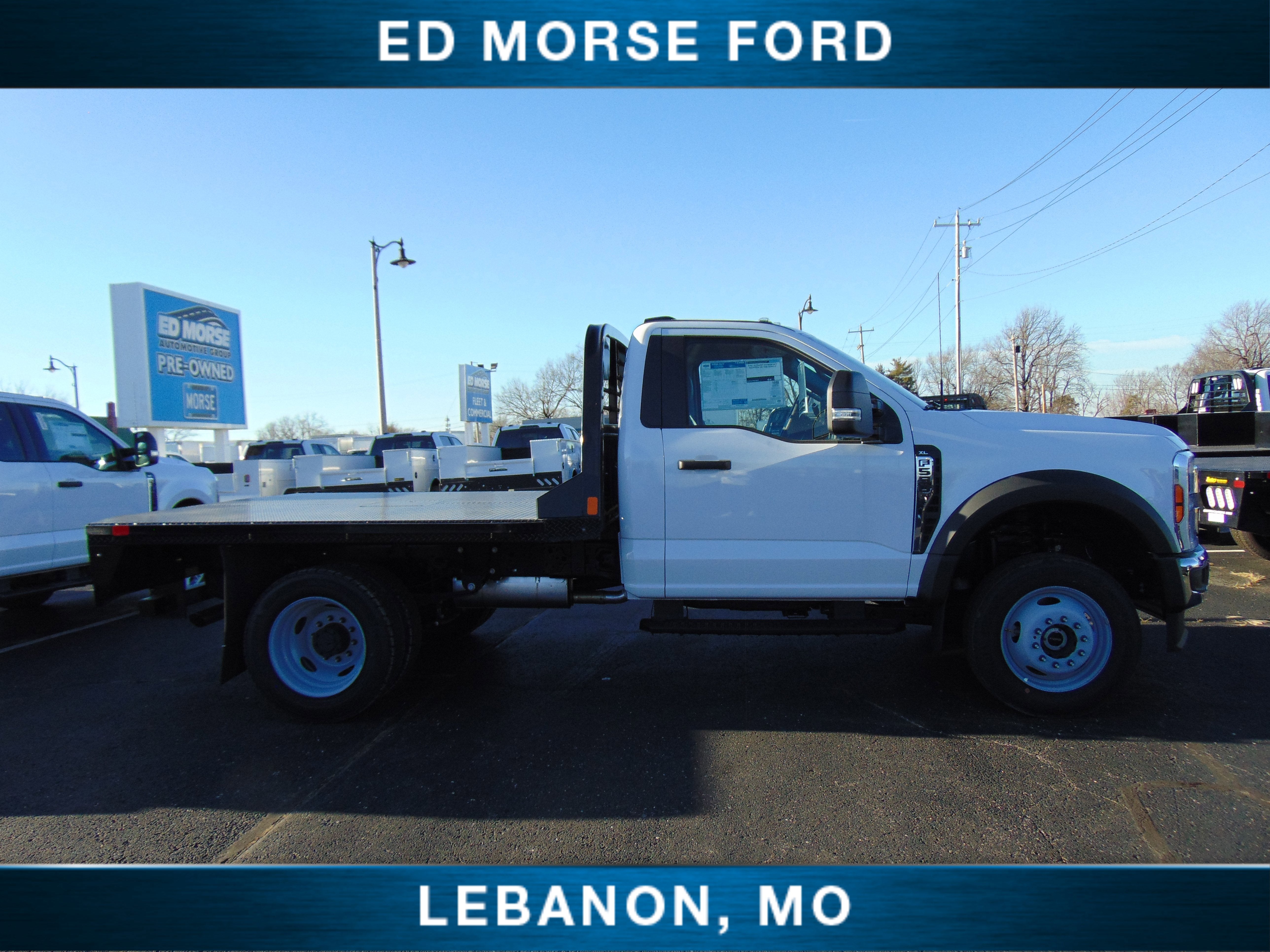 2025 Ford Super Duty F-550 DRW CM Gooseneck Flatbed