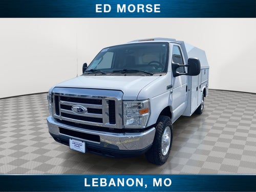 2016 Ford Econoline Commercial Cutaway Base