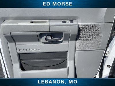 2016 Ford Econoline Commercial Cutaway Base