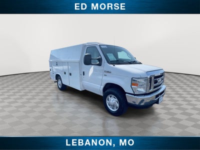 2016 Ford Econoline Commercial Cutaway Base