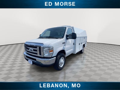 2016 Ford Econoline Commercial Cutaway Base