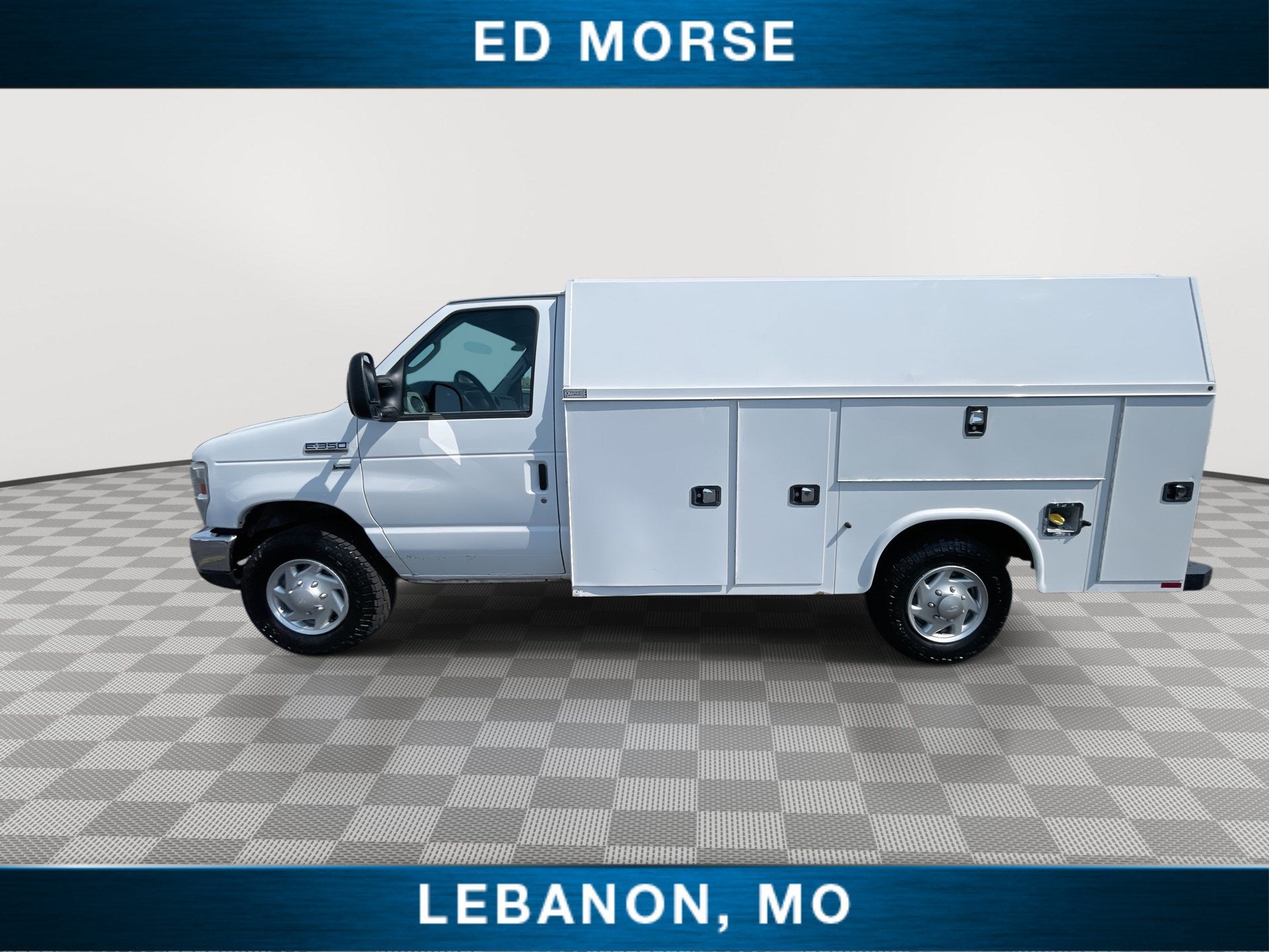 2016 Ford Econoline Commercial Cutaway Base