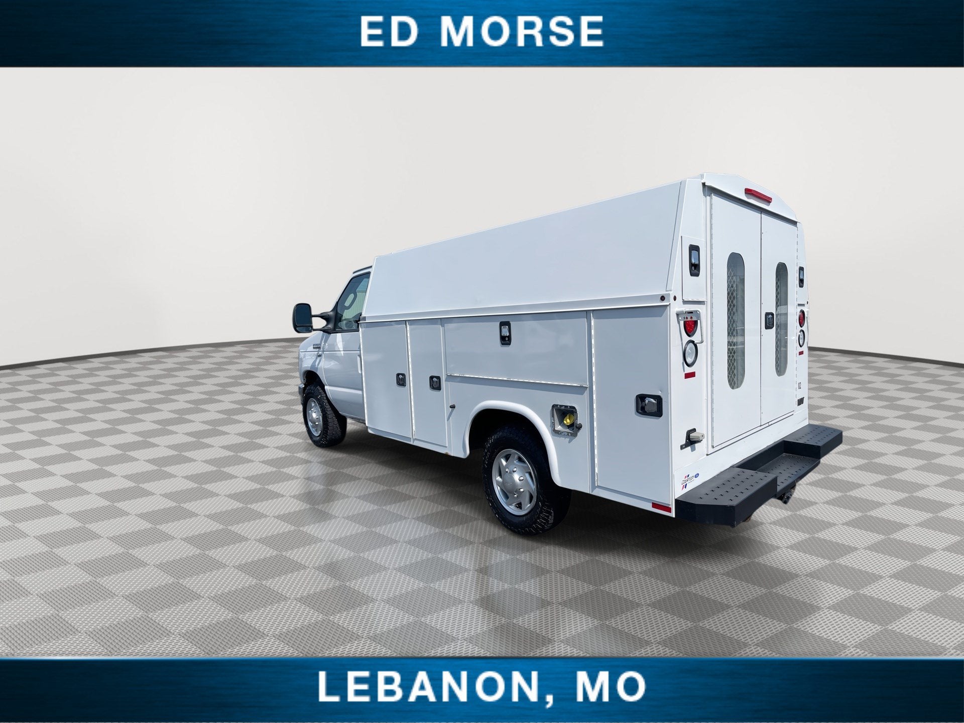 2016 Ford Econoline Commercial Cutaway Base