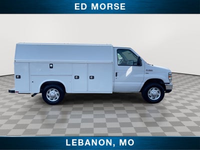 2016 Ford Econoline Commercial Cutaway Base