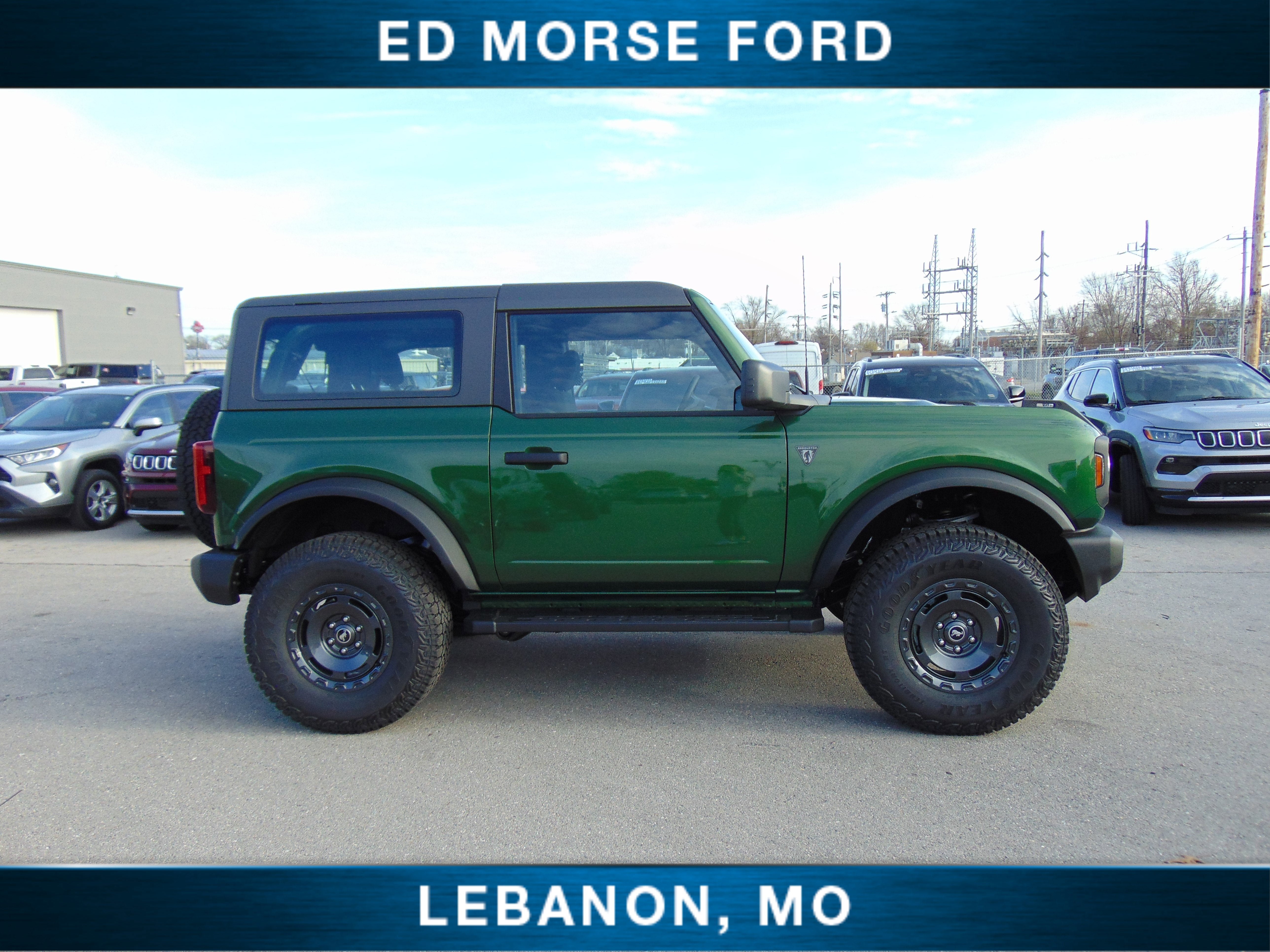 2025 Ford Bronco Base