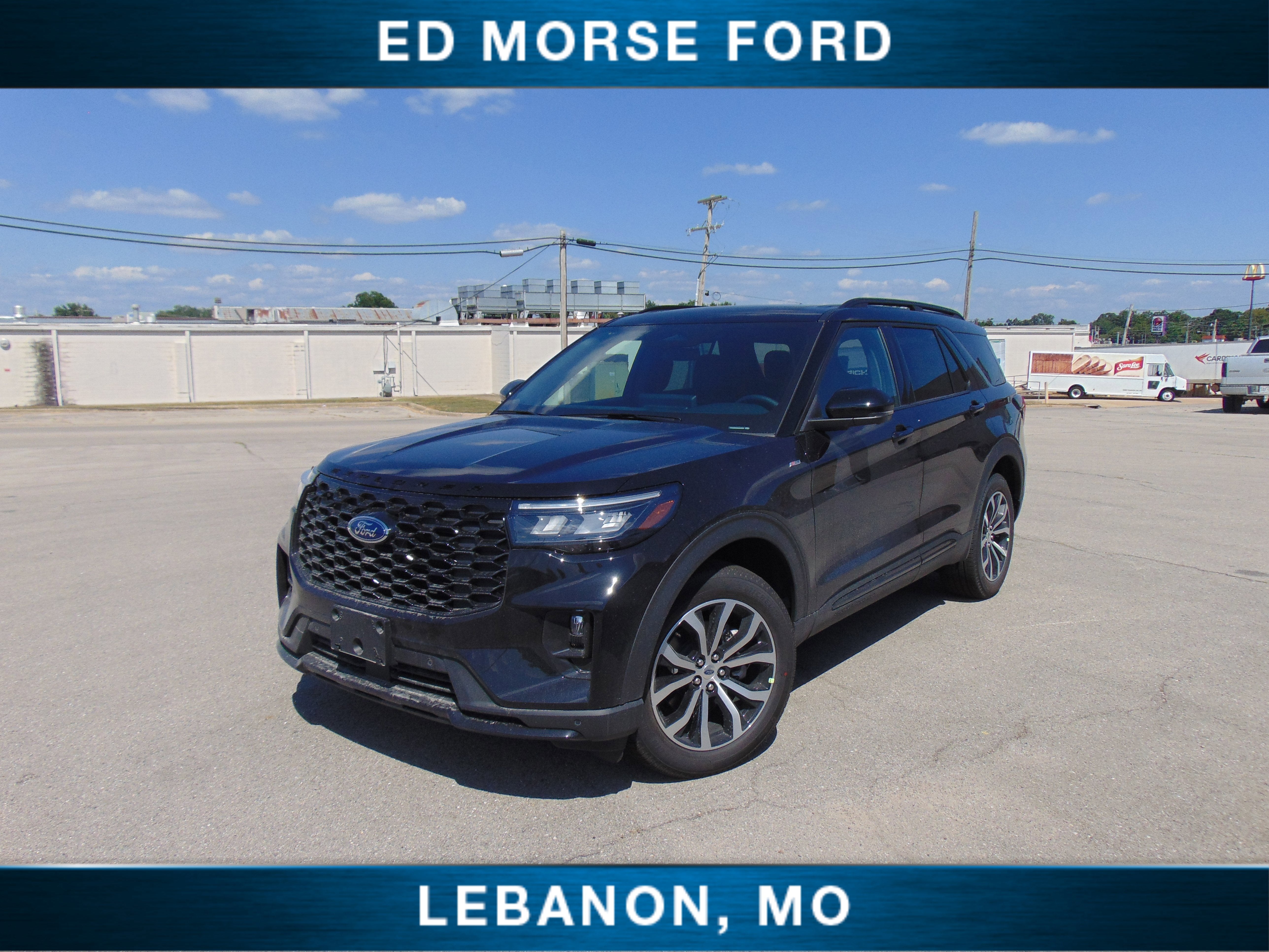 2025 Ford Explorer ST-Line