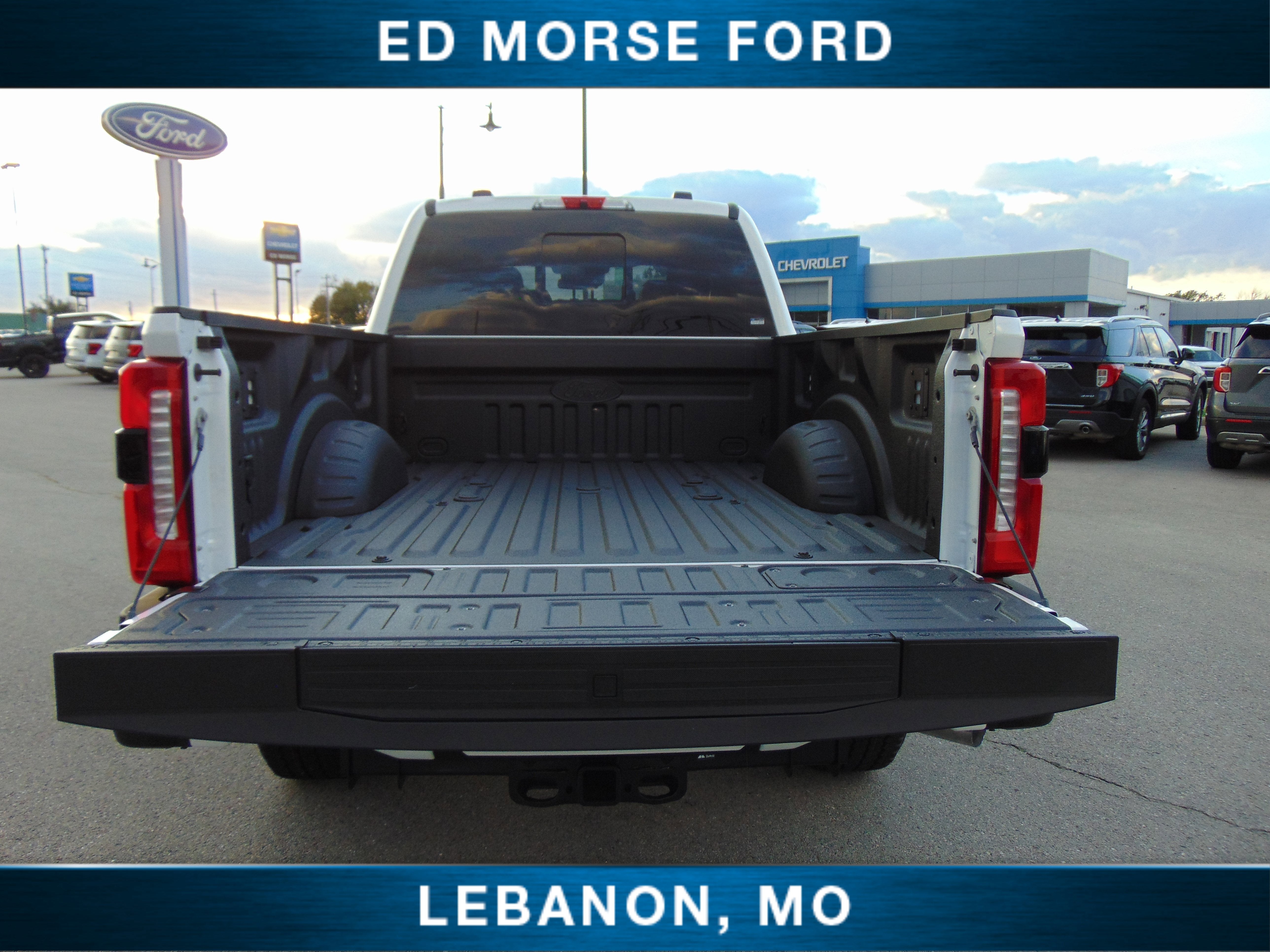 2026 Ford Super Duty F-350 SRW LARIAT