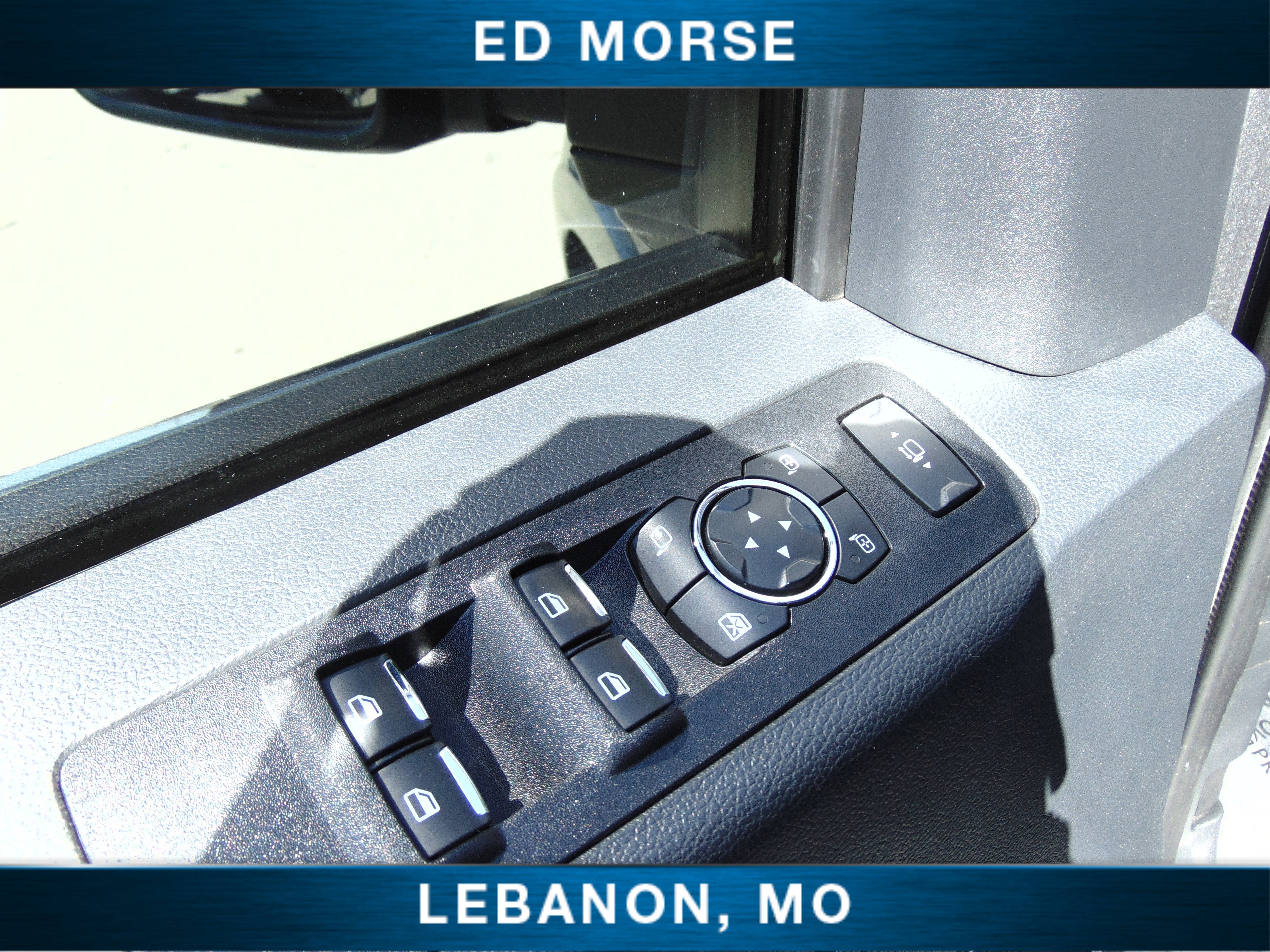 2022 Ford Super Duty F-350 SRW Platinum