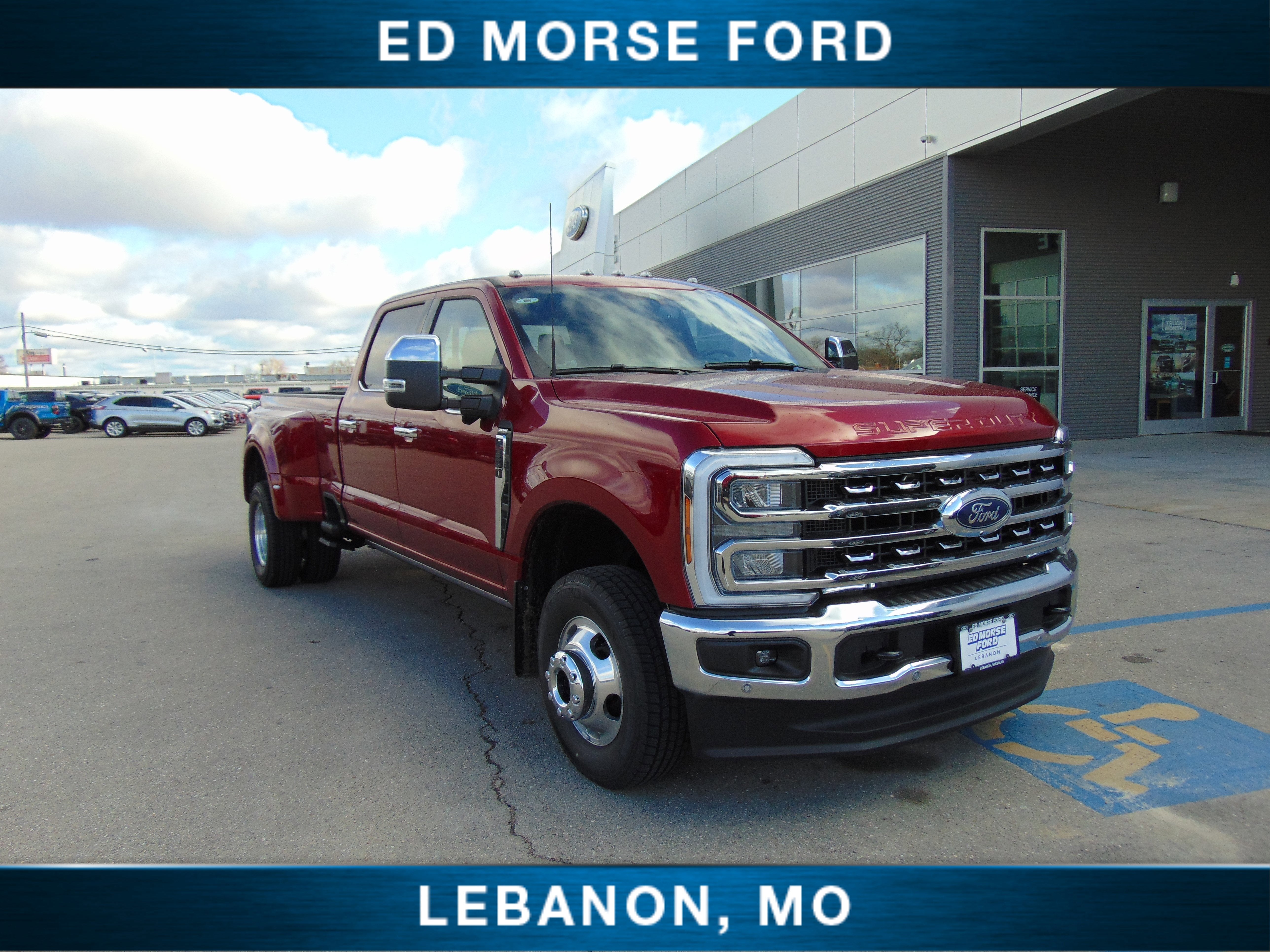 2026 Ford Super Duty F-350 DRW LARIAT