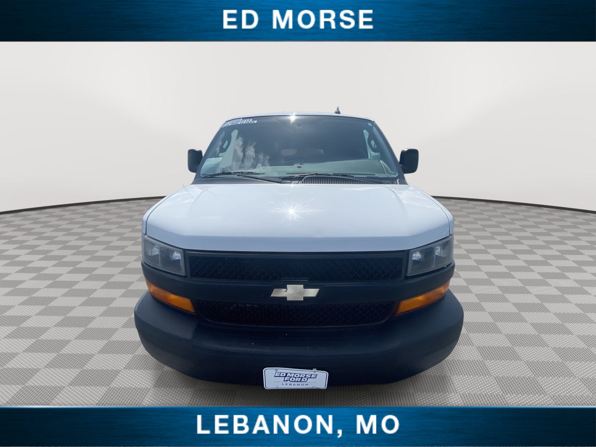 2021 Chevrolet Express Passenger LS