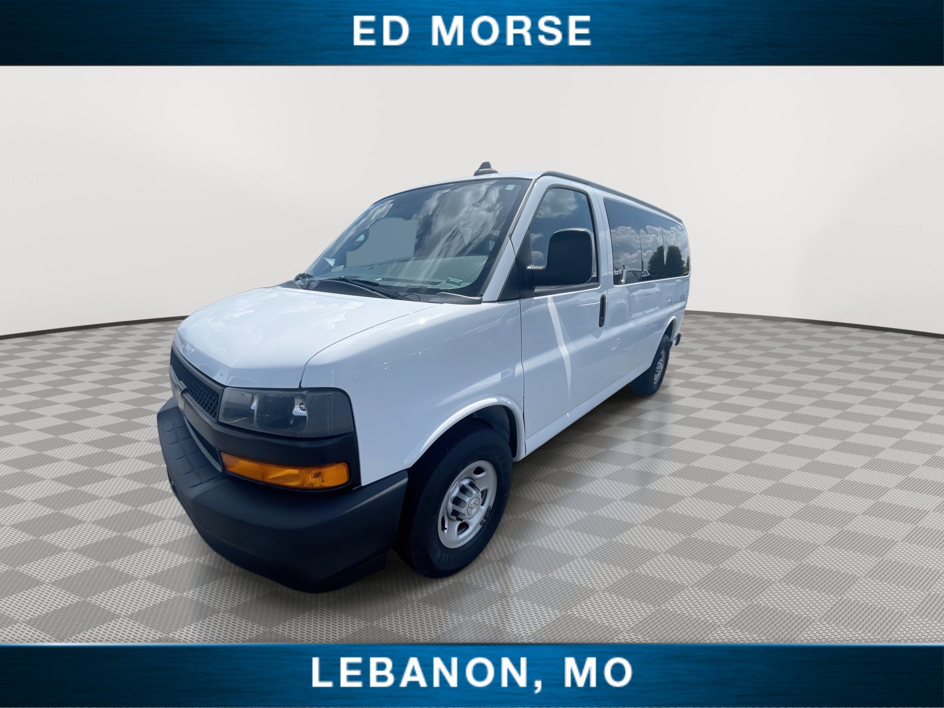 2021 Chevrolet Express Passenger LS