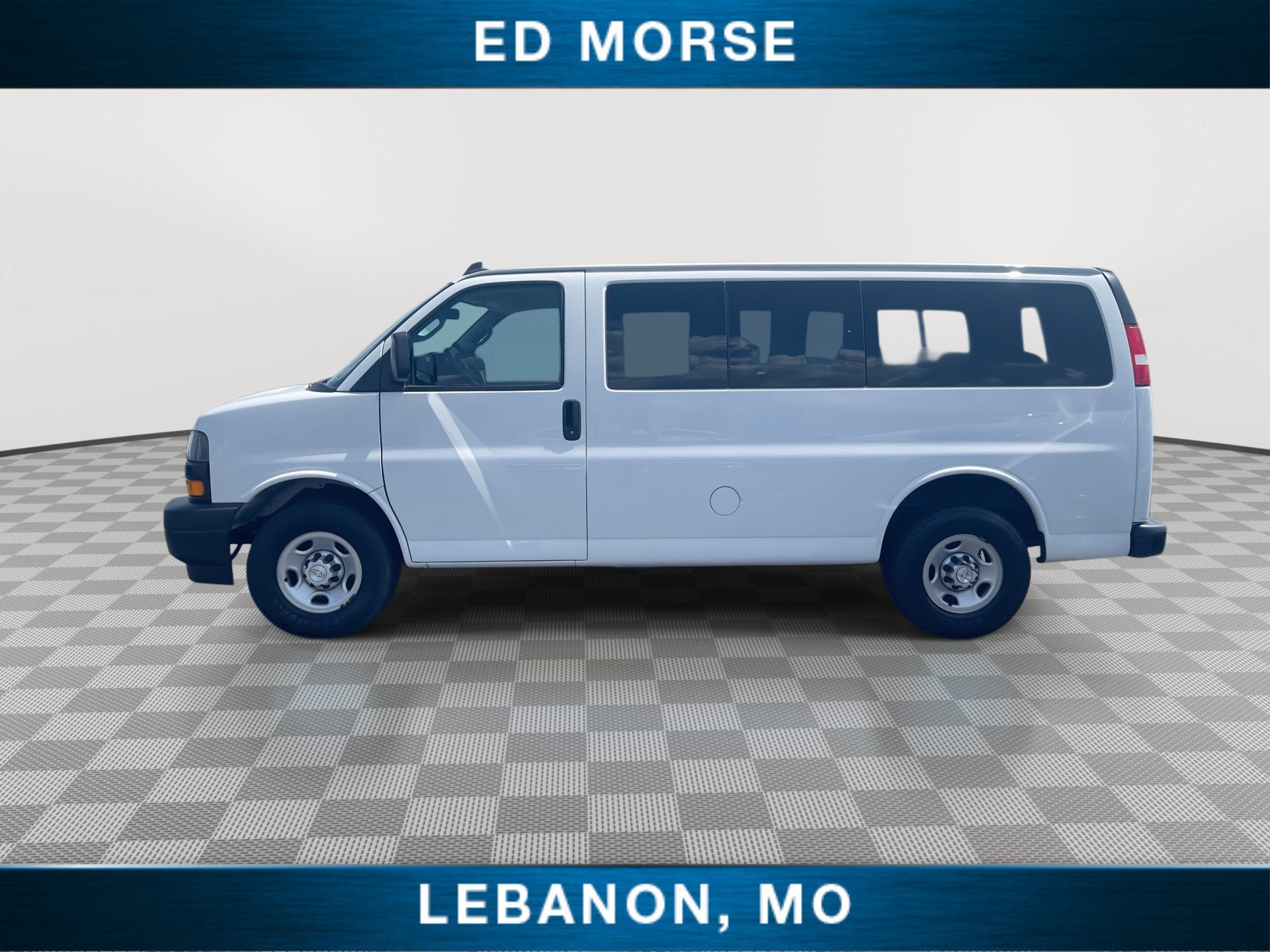 2021 Chevrolet Express Passenger LS
