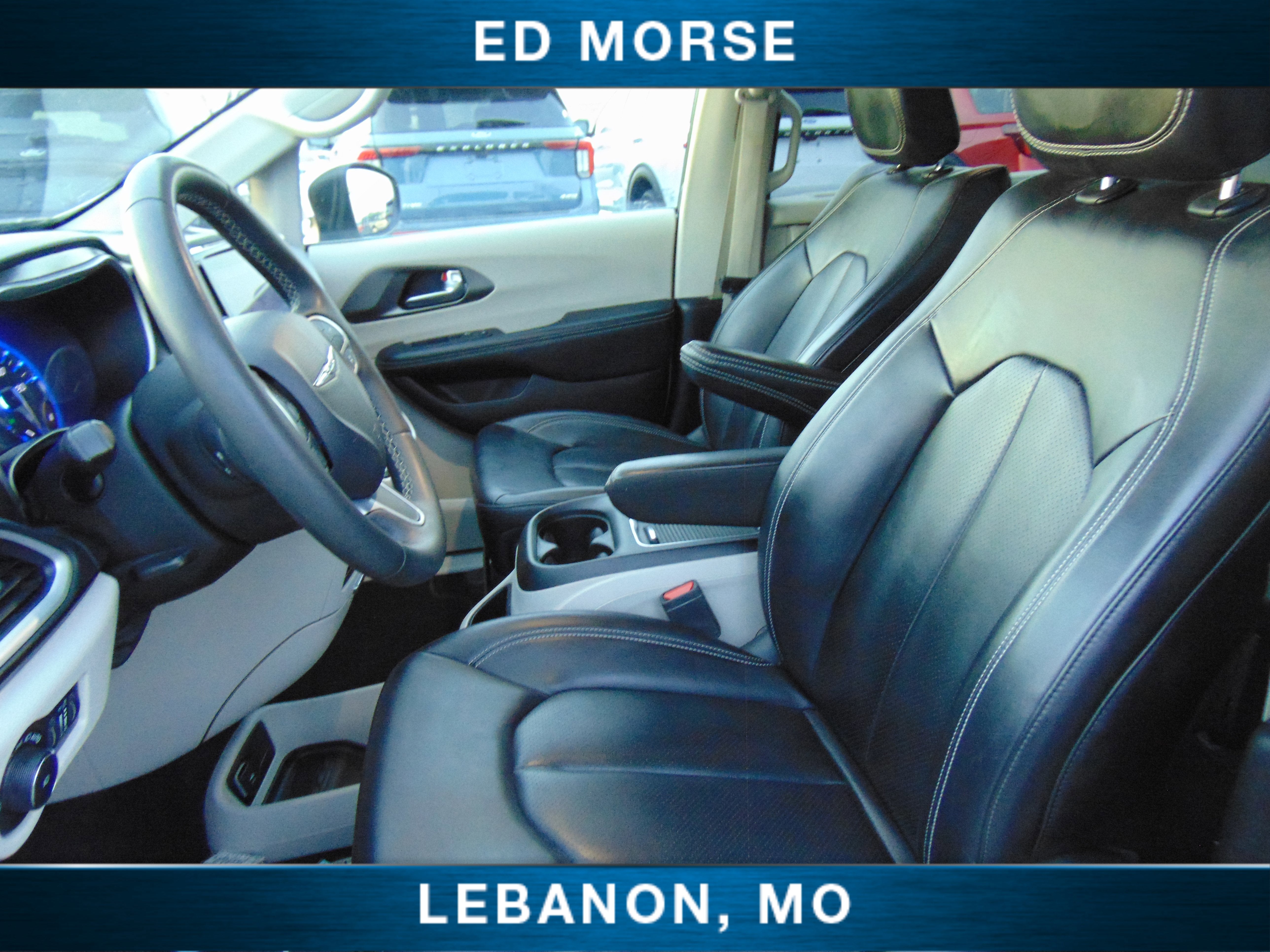 2023 Chrysler Pacifica Touring L