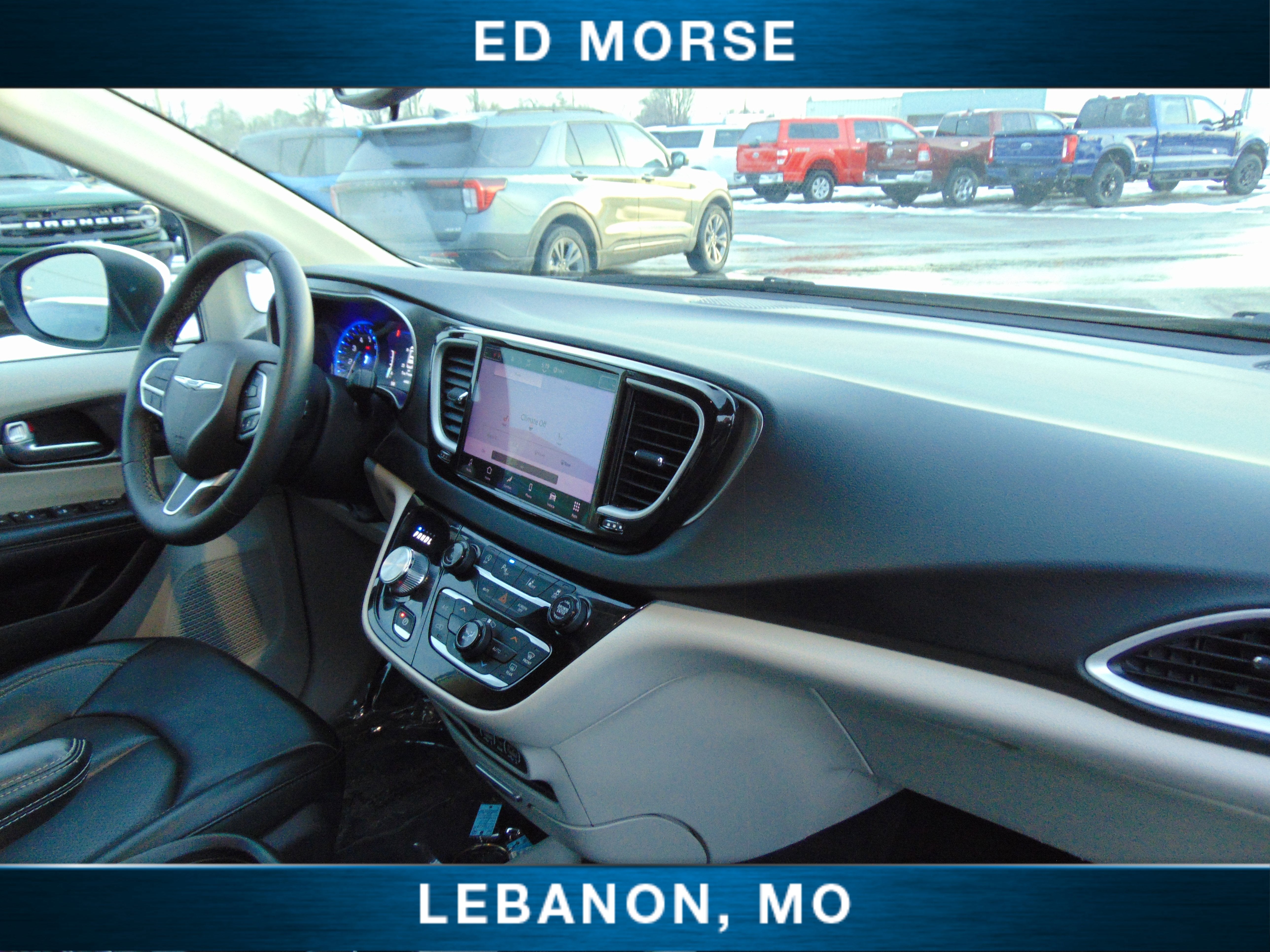 2023 Chrysler Pacifica Touring L