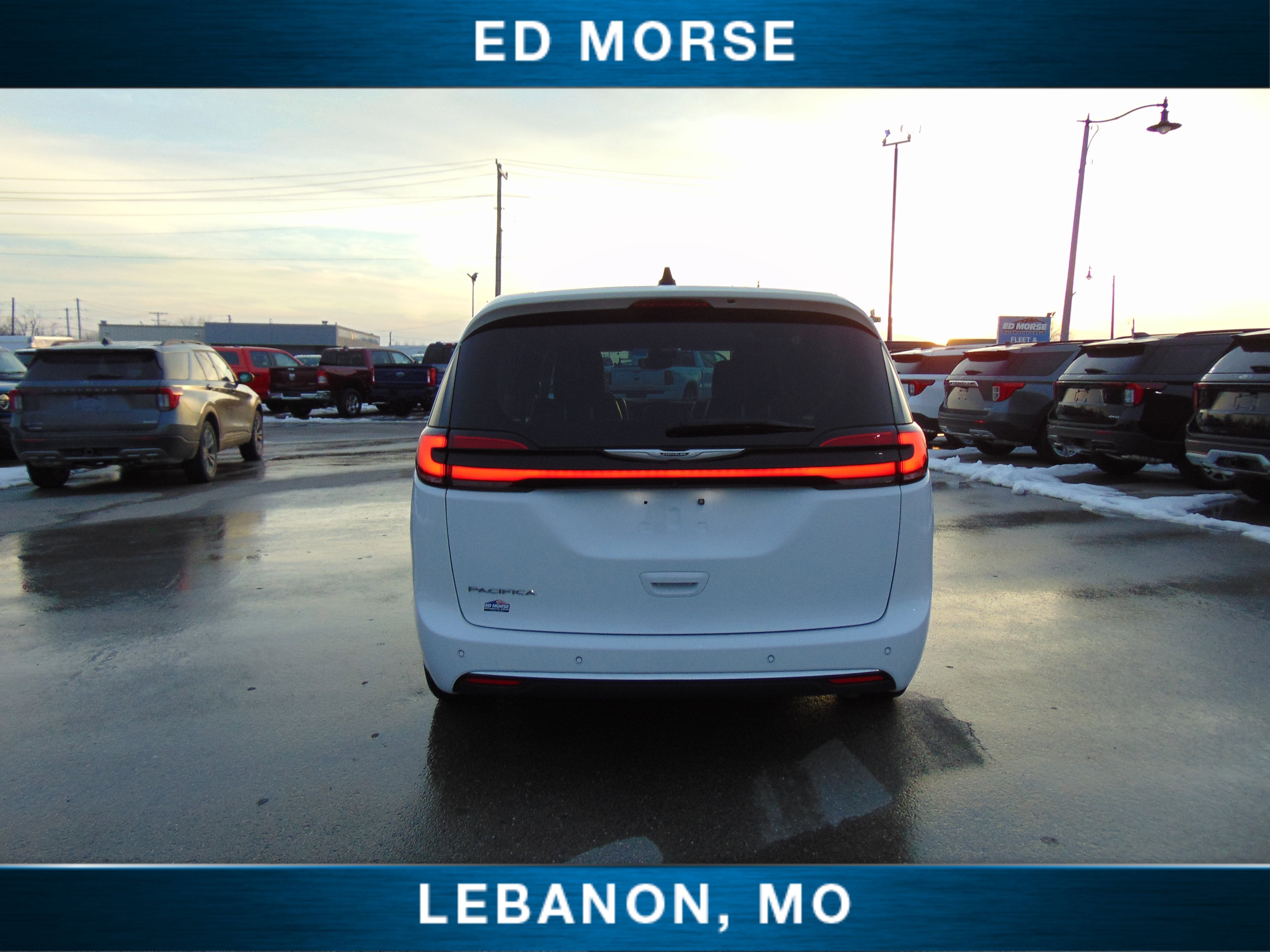 2023 Chrysler Pacifica Touring L